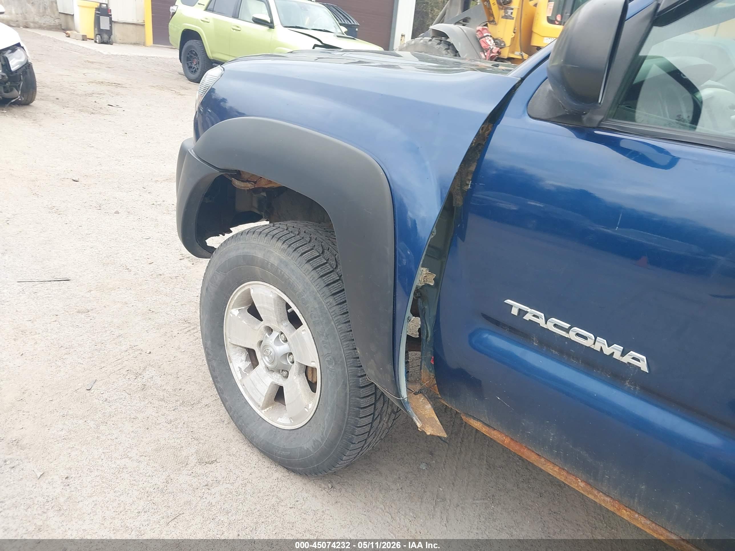 TOYOTA TACOMA image 6
