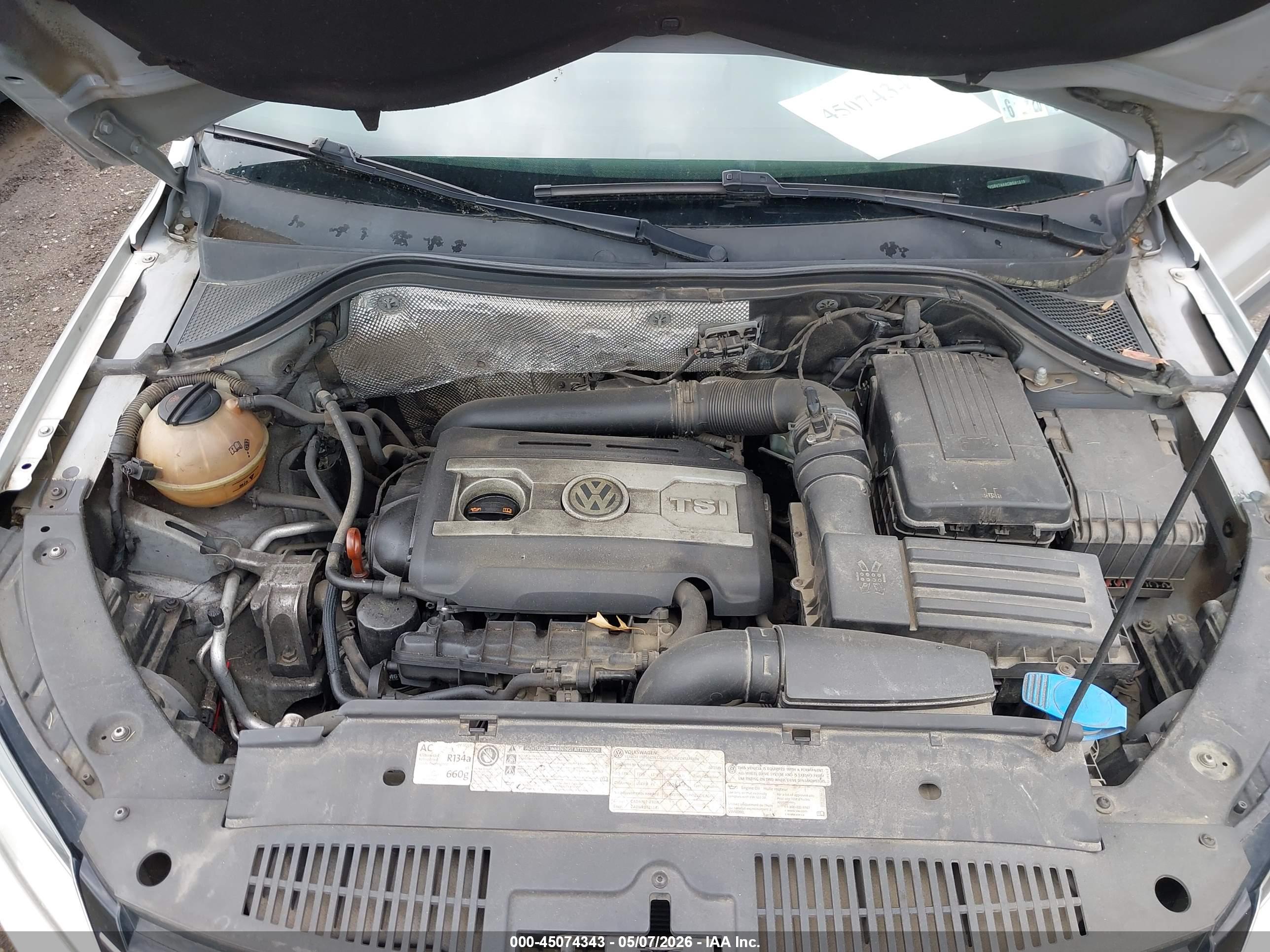 VOLKSWAGEN TIGUAN image 10