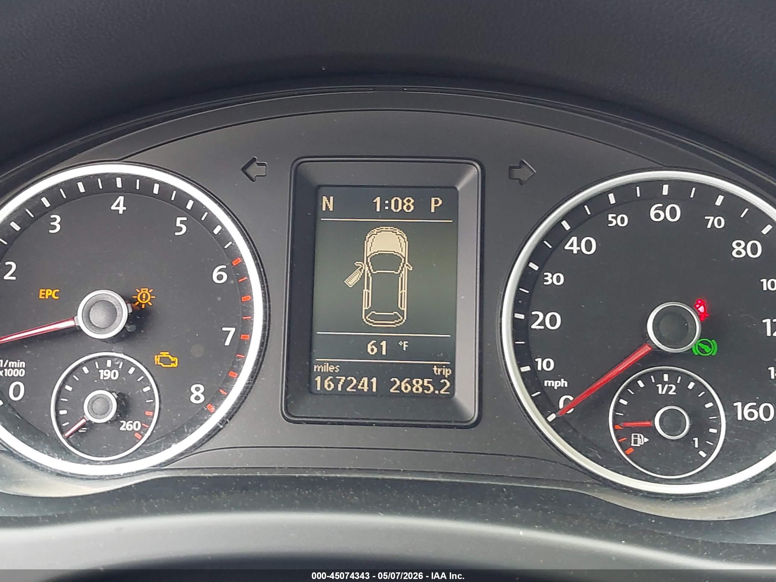 VOLKSWAGEN TIGUAN image 7