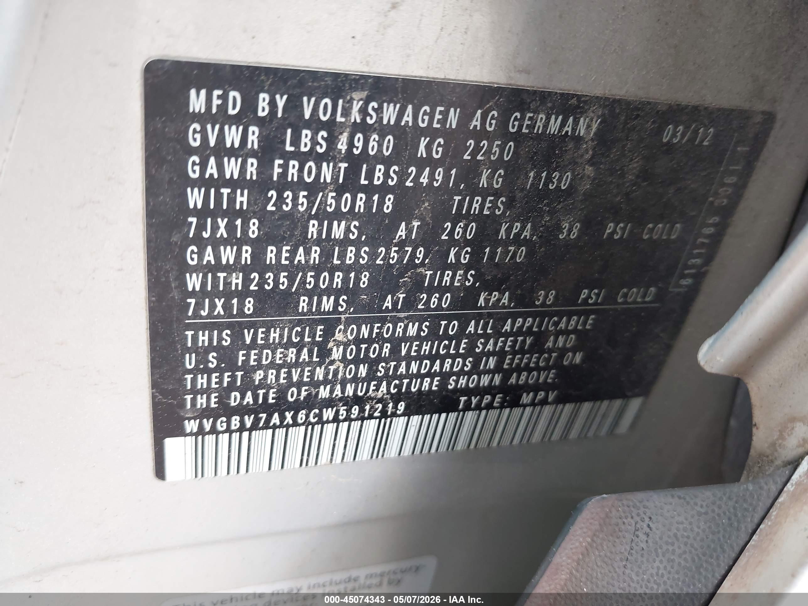 VOLKSWAGEN TIGUAN image 9