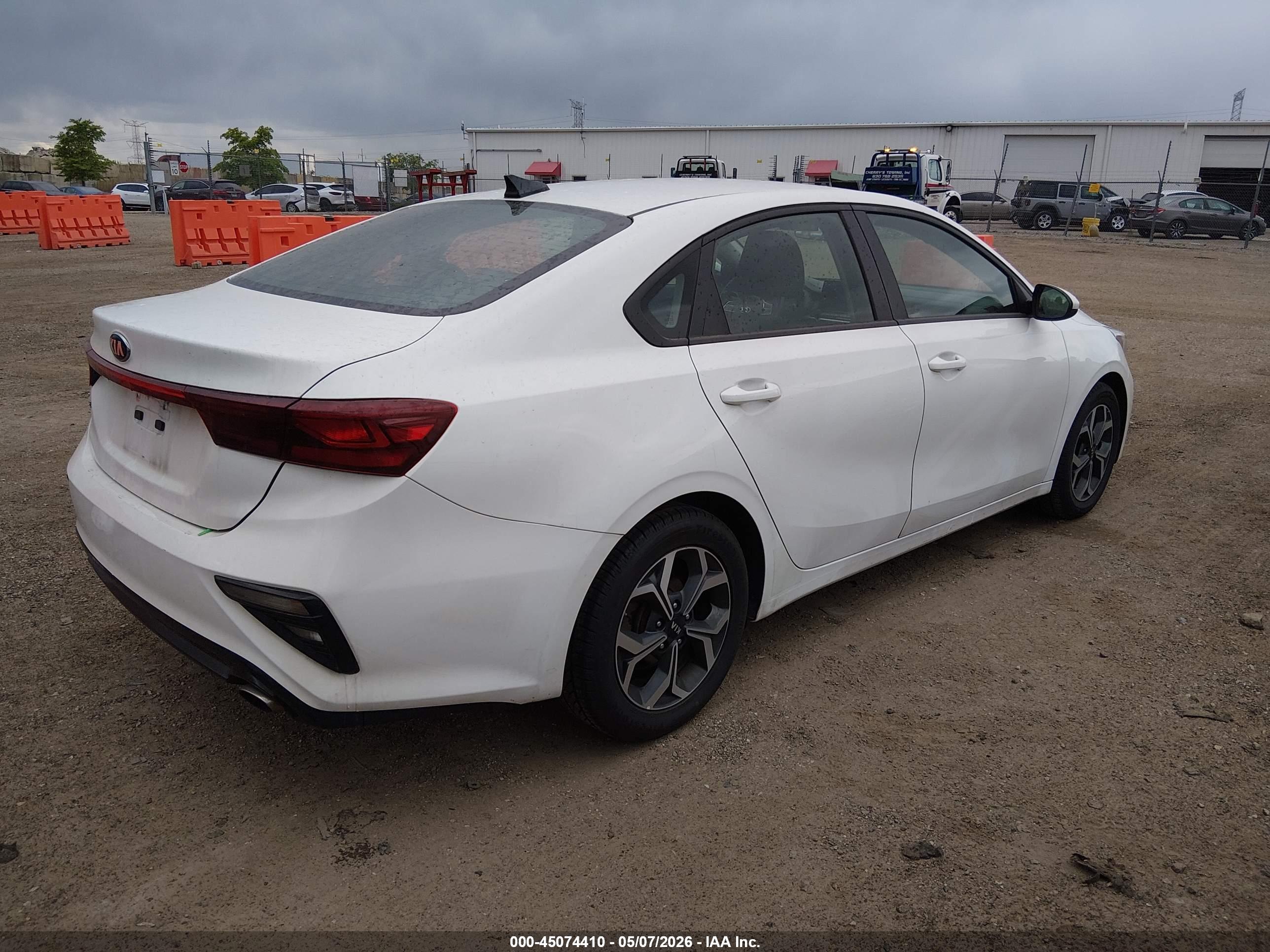KIA FORTE image 4