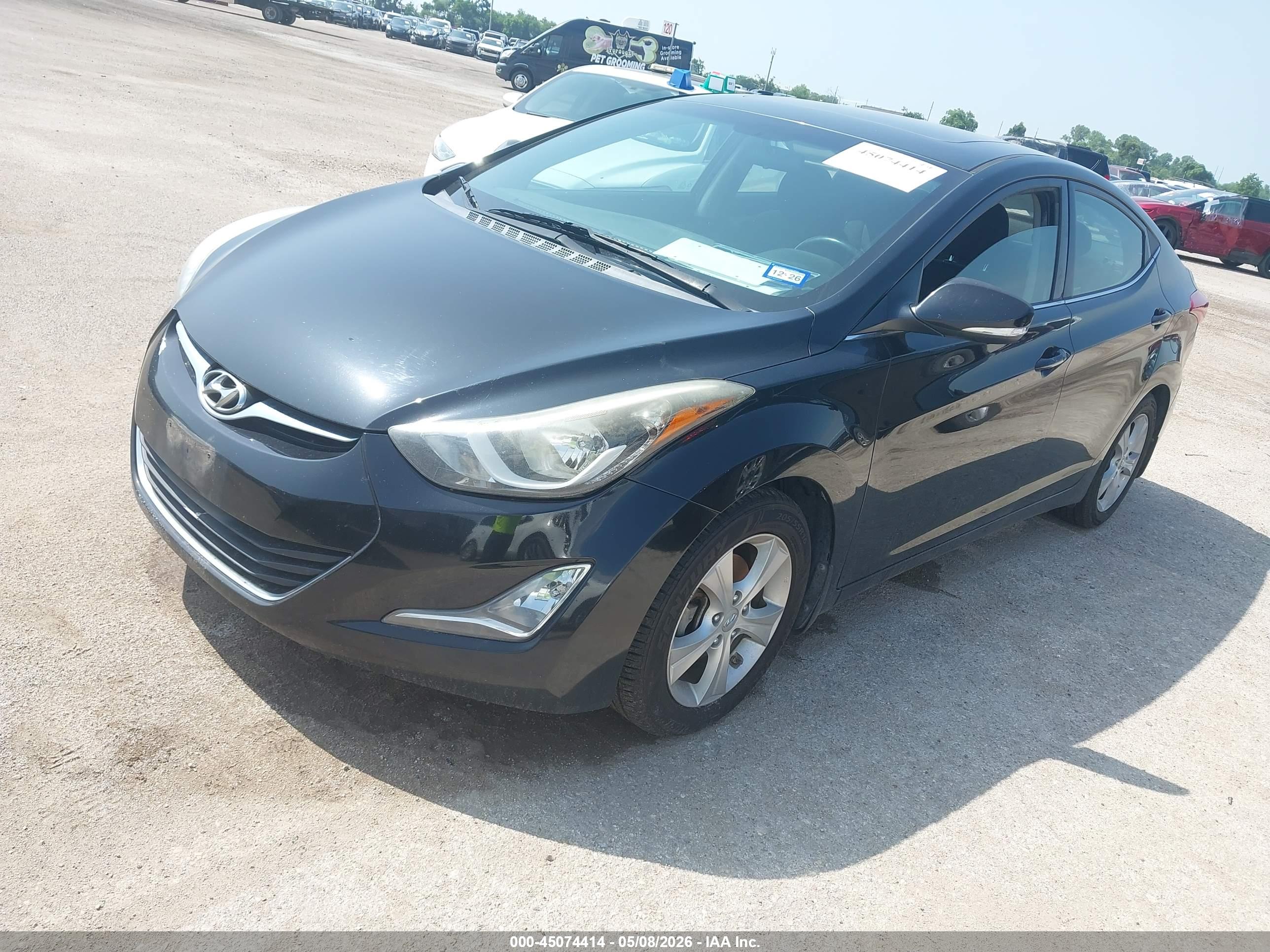 HYUNDAI ELANTRA image 2