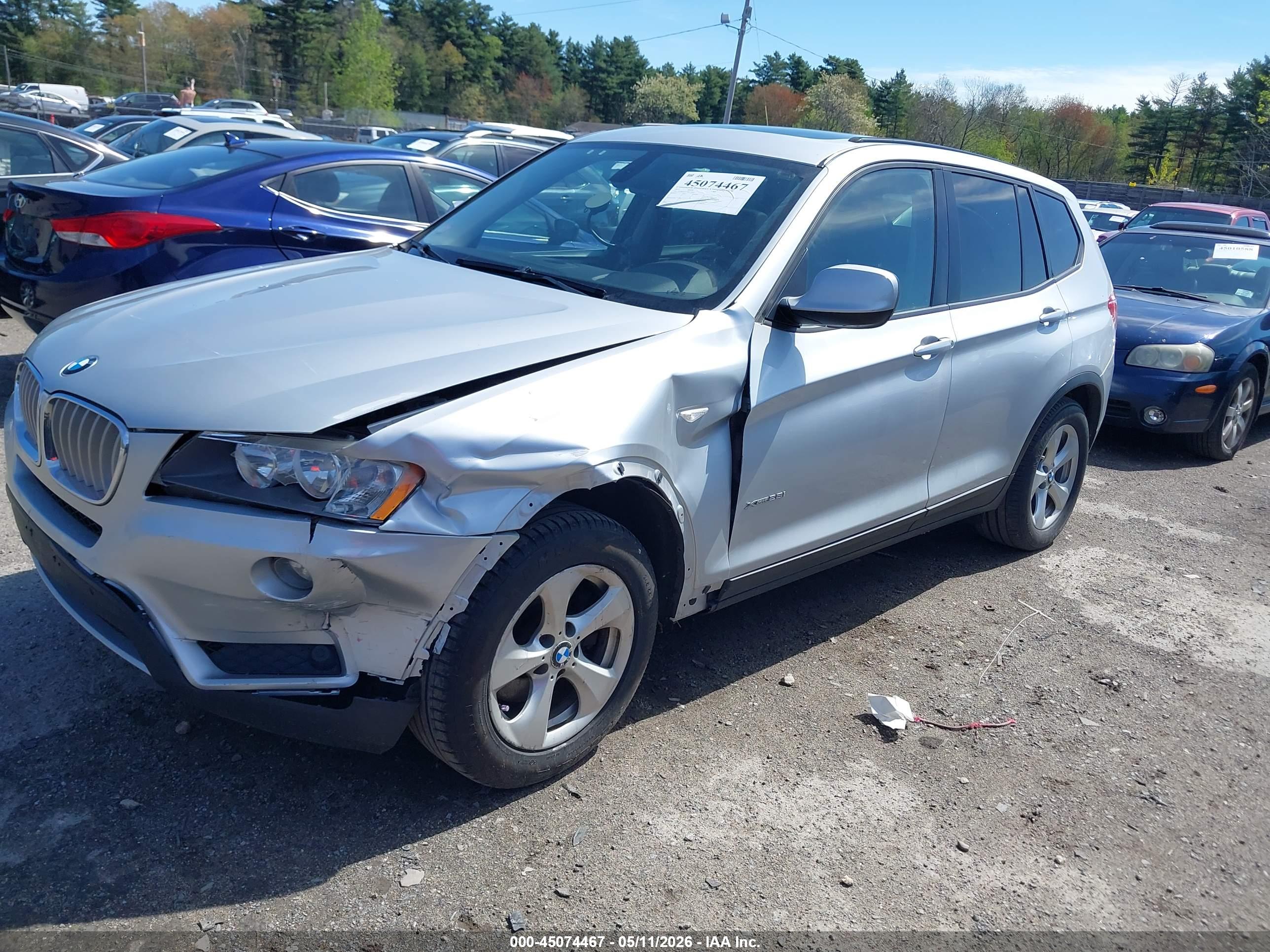 BMW X3 image 2