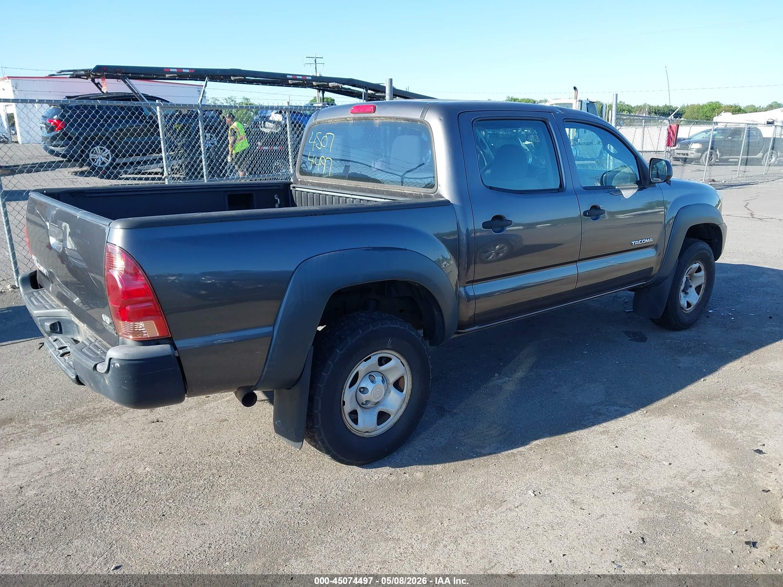 TOYOTA TACOMA image 4