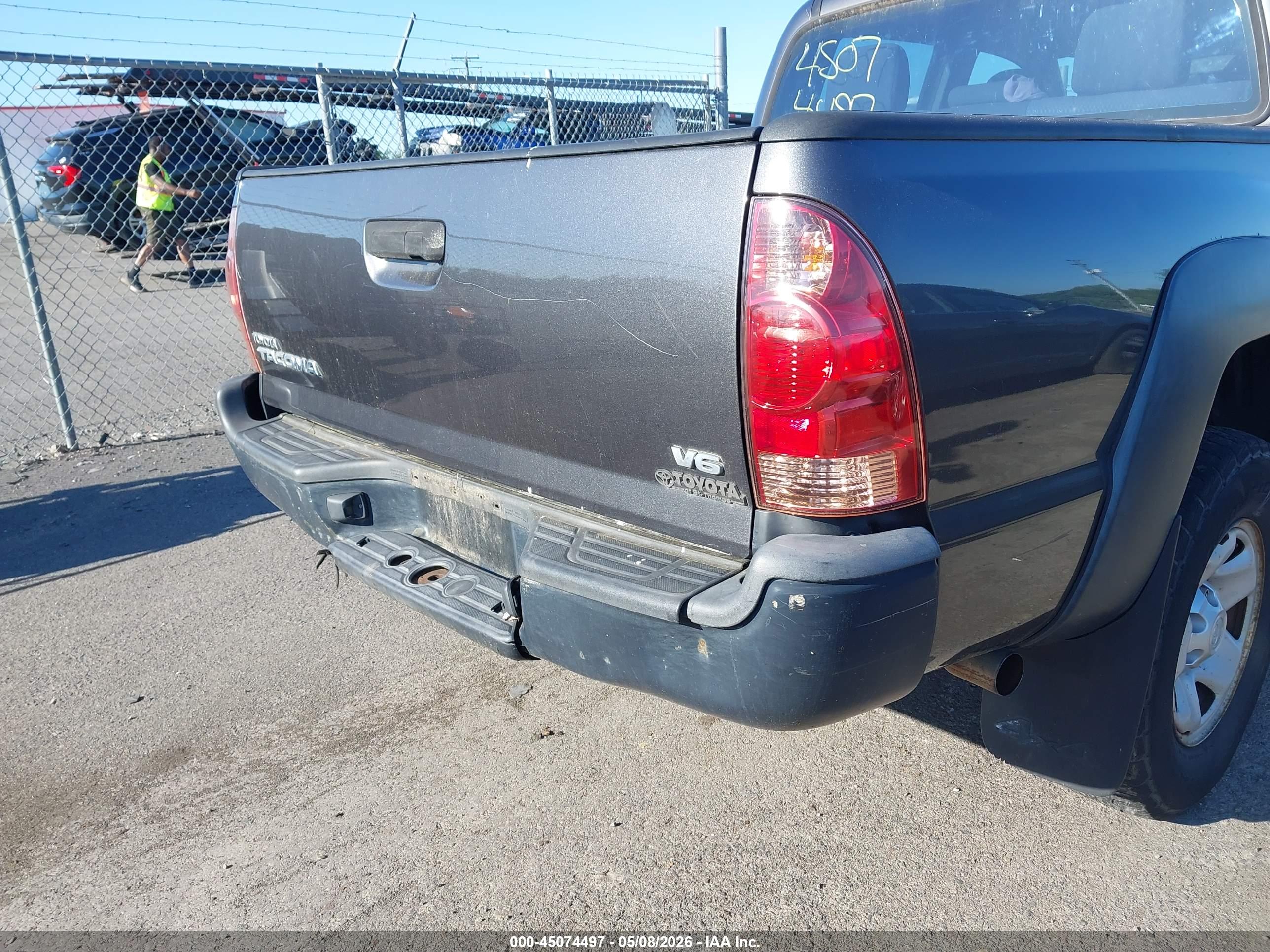 TOYOTA TACOMA image 6