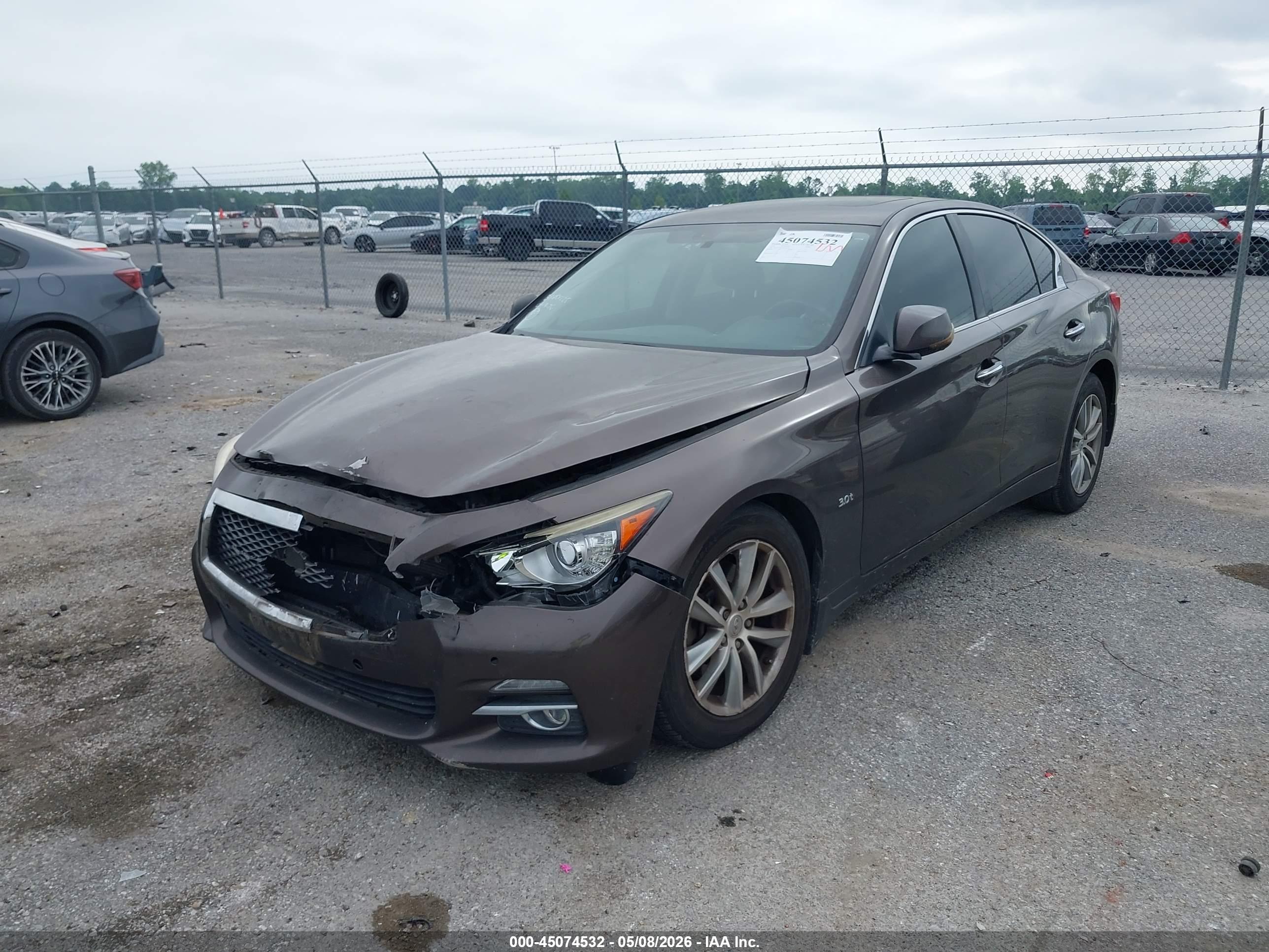 INFINITI Q50 image 2