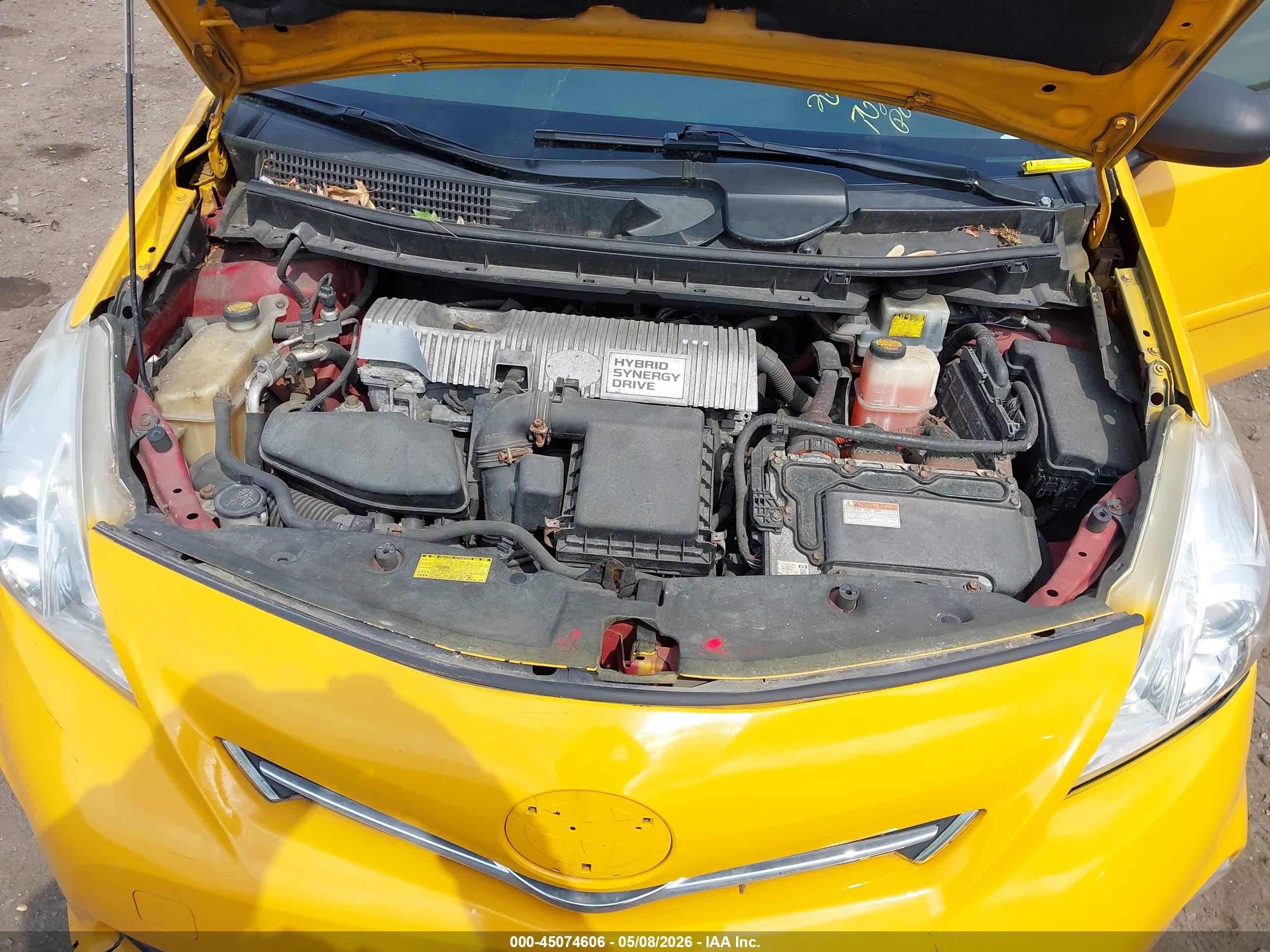 TOYOTA PRIUS image 10