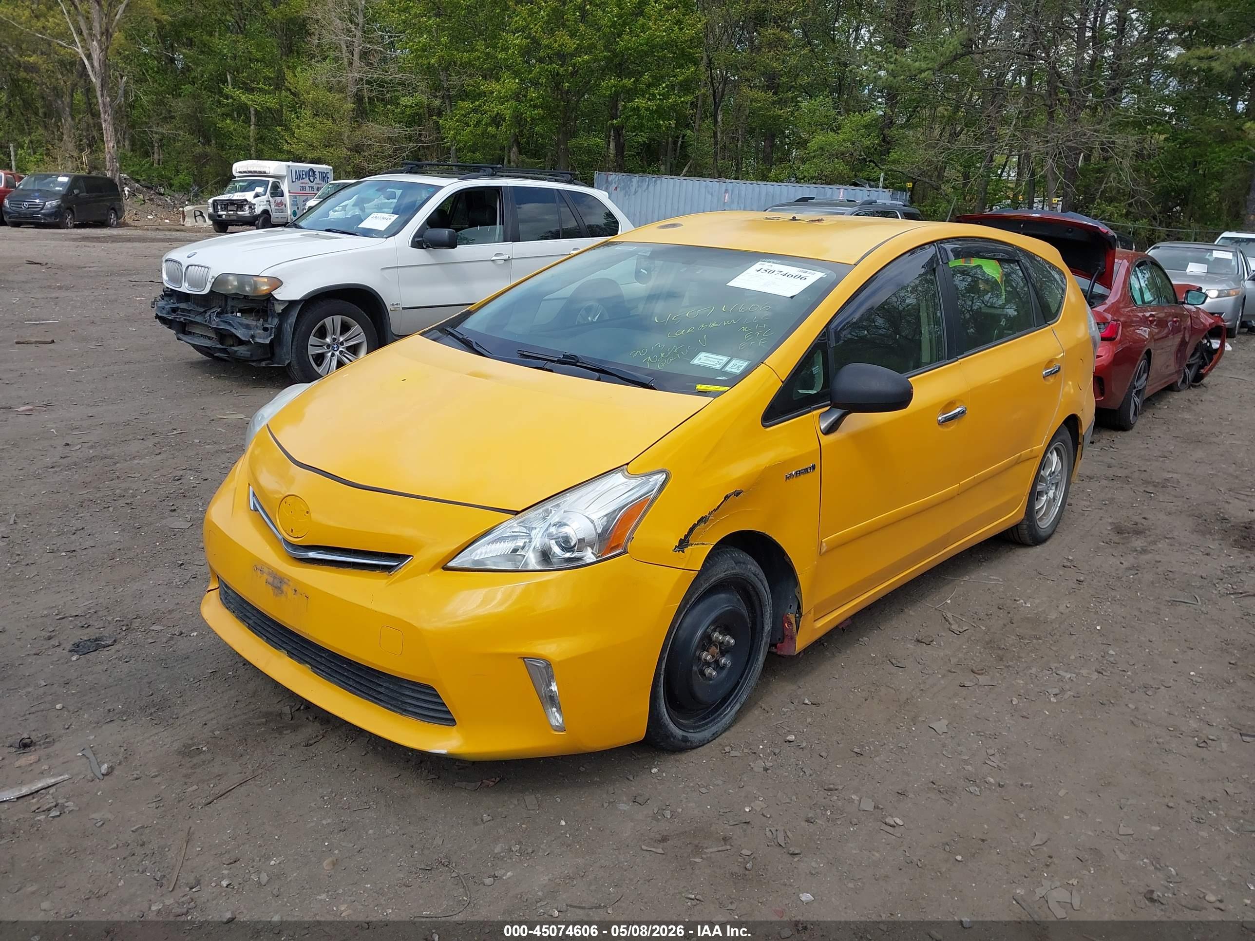 TOYOTA PRIUS image 2
