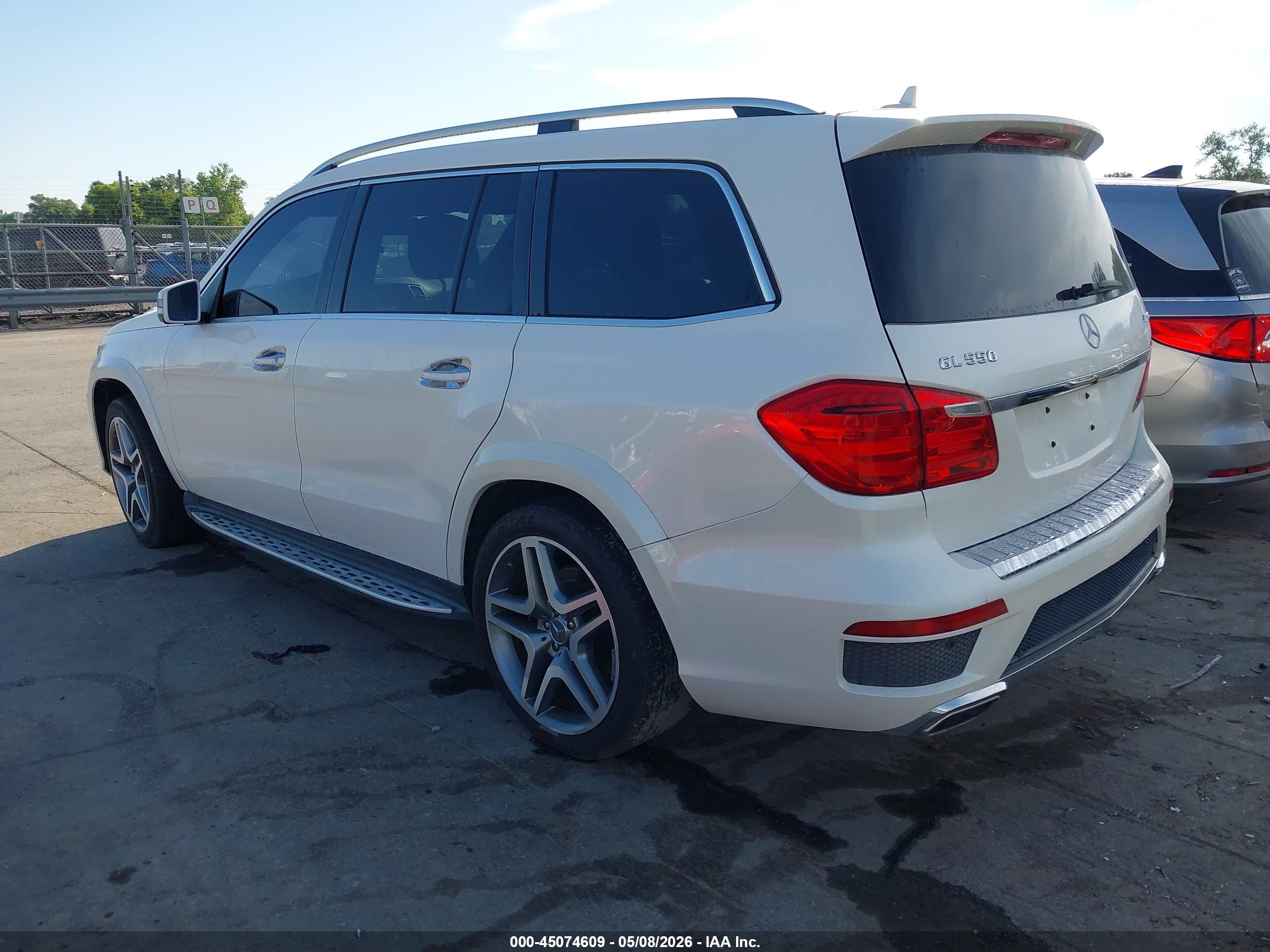 MERCEDES-BENZ GL image 3
