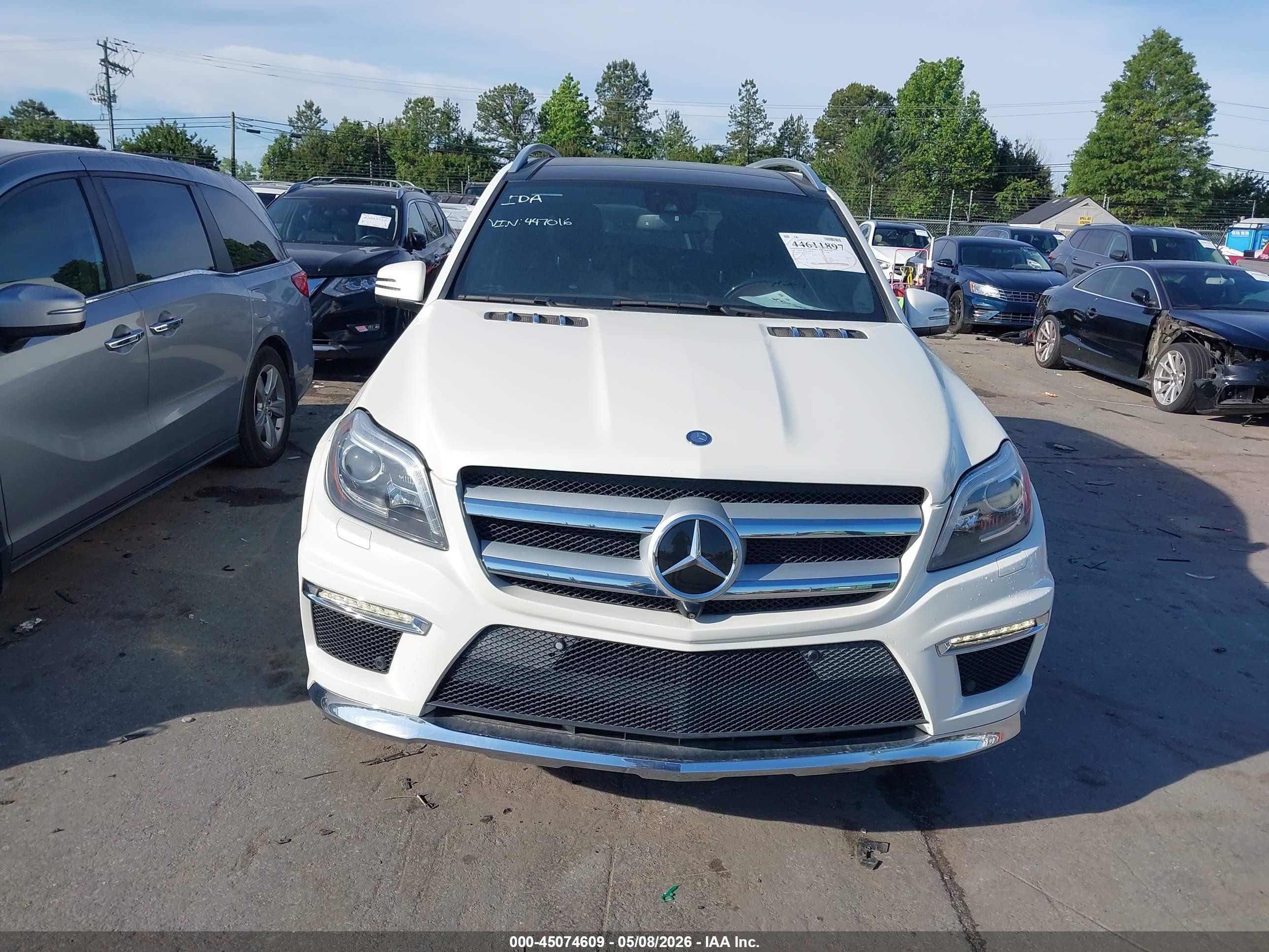 MERCEDES-BENZ GL image 6