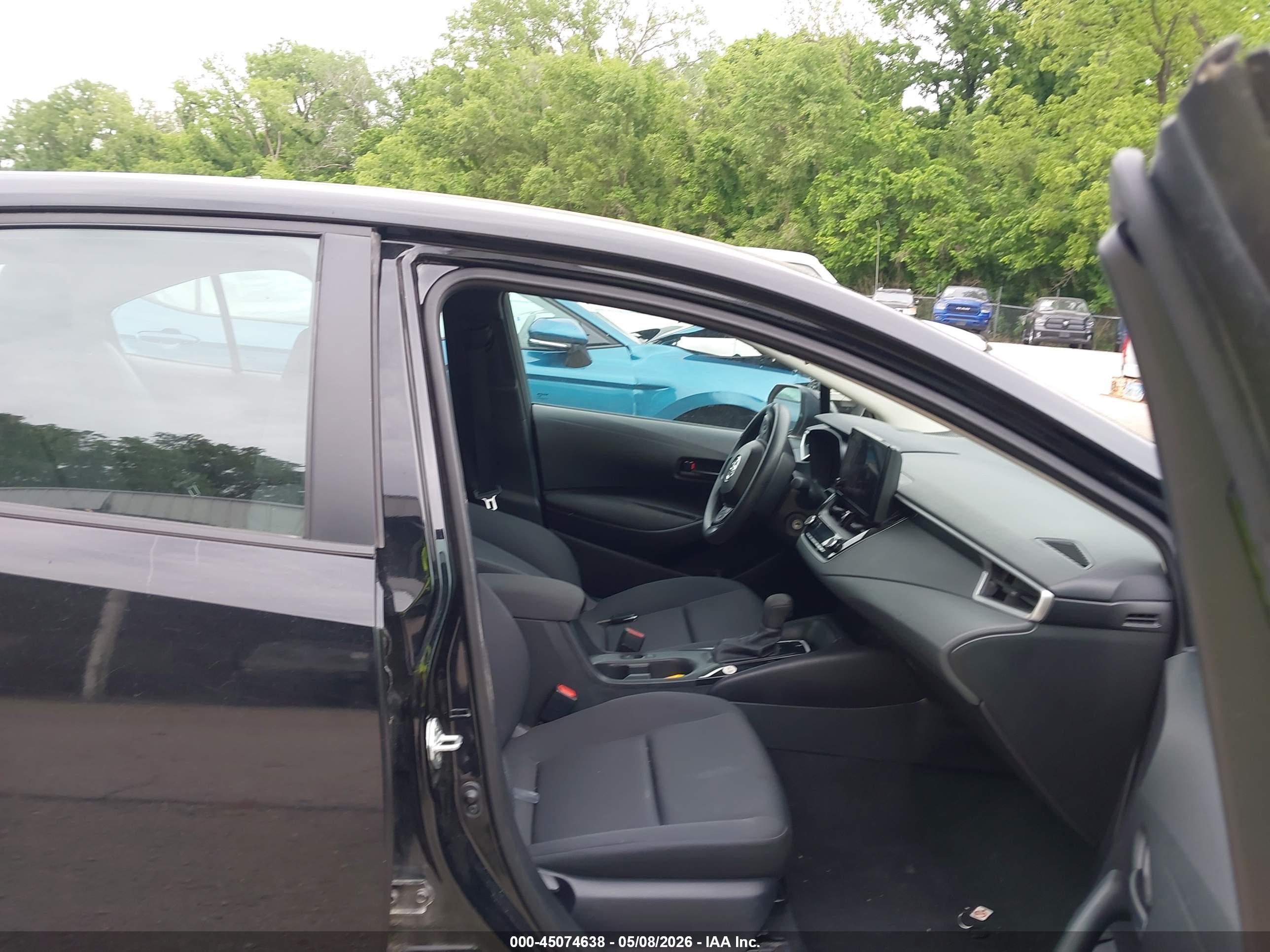 TOYOTA COROLLA image 5