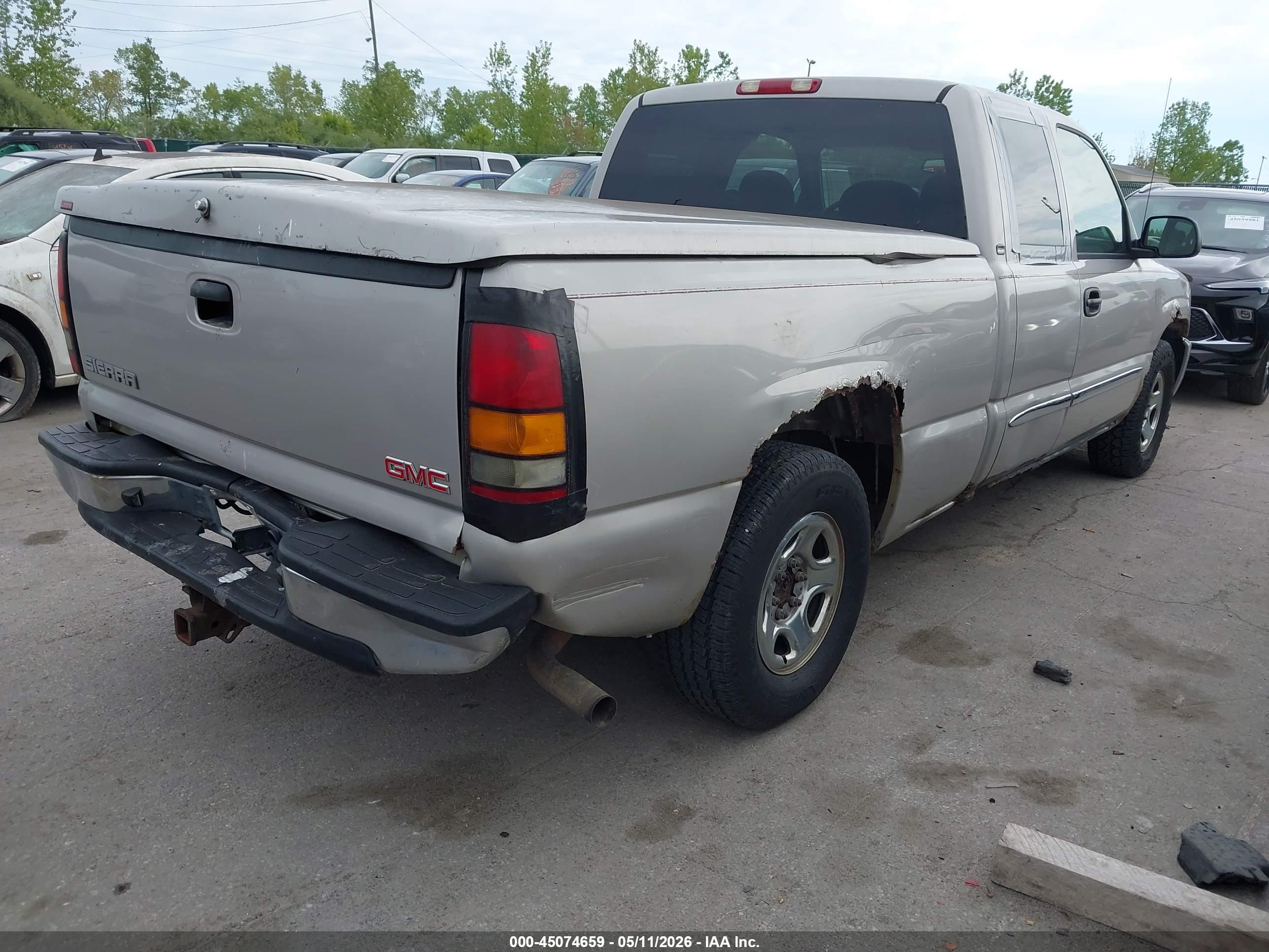 GMC SIERRA image 4