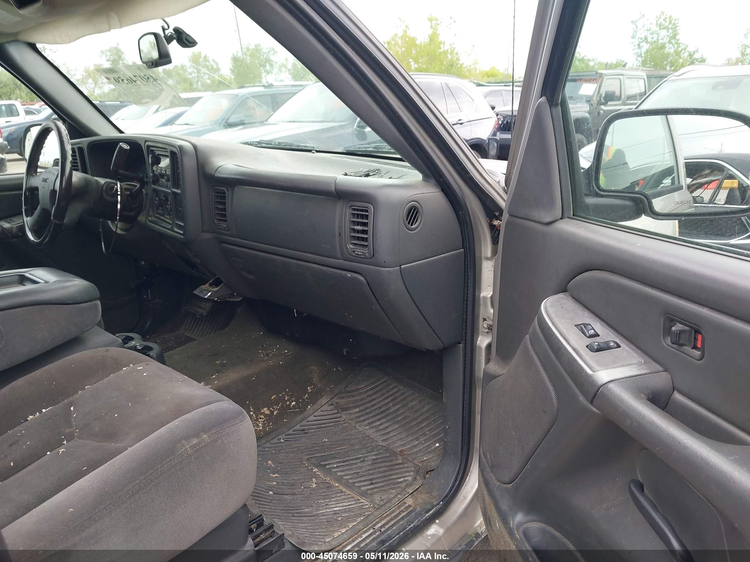 GMC SIERRA image 5