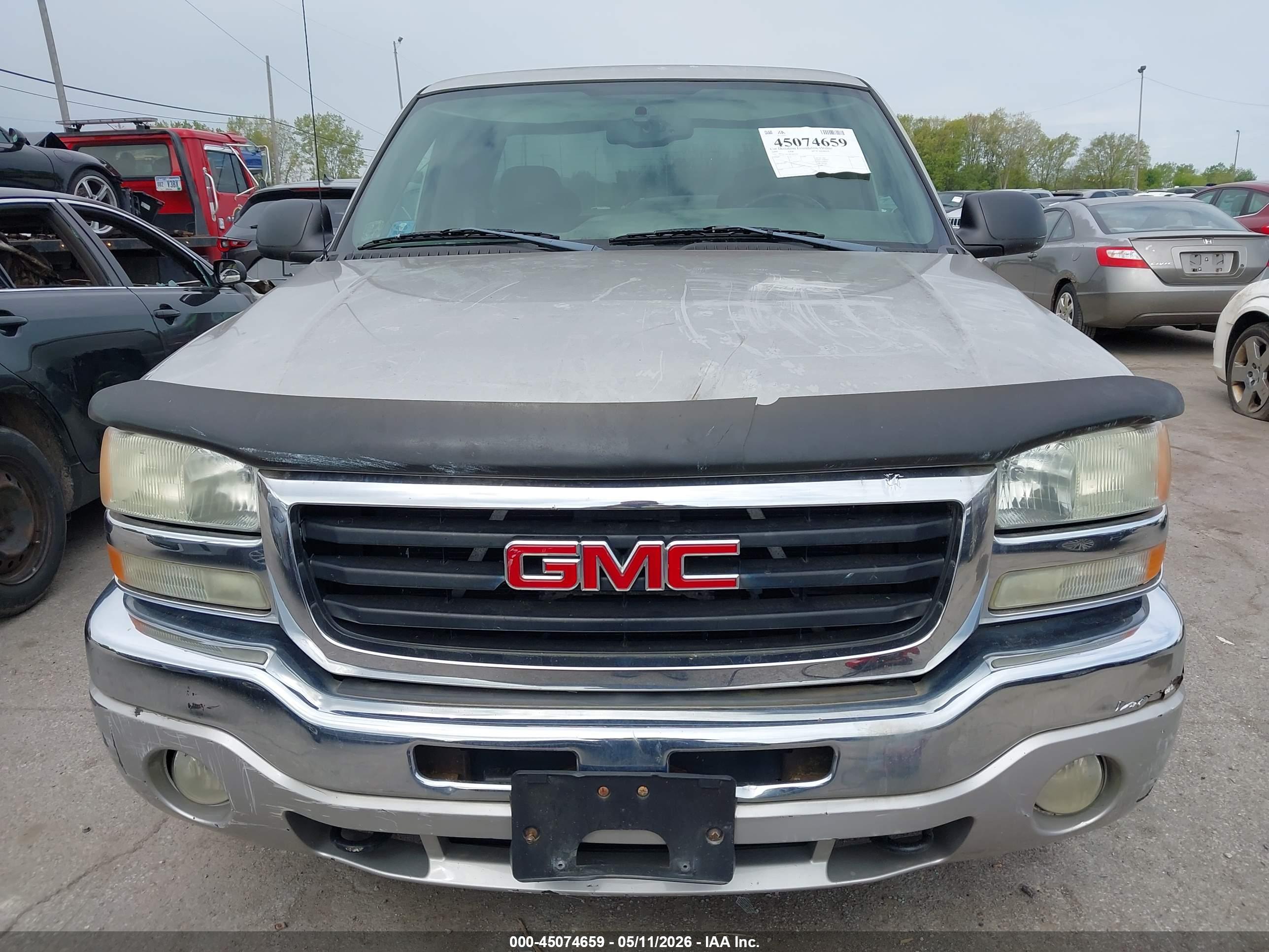 GMC SIERRA image 6