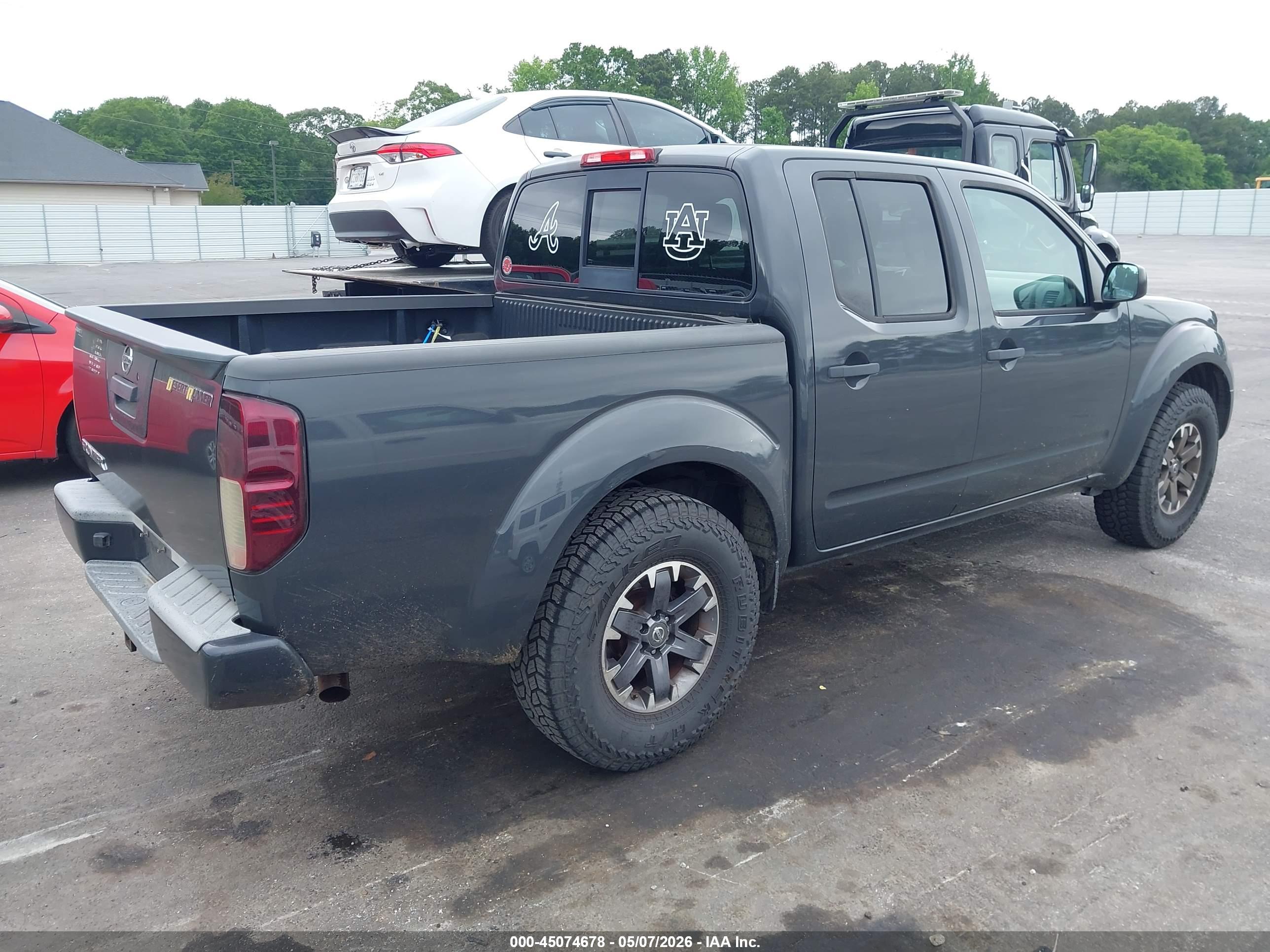 NISSAN FRONTIER image 4