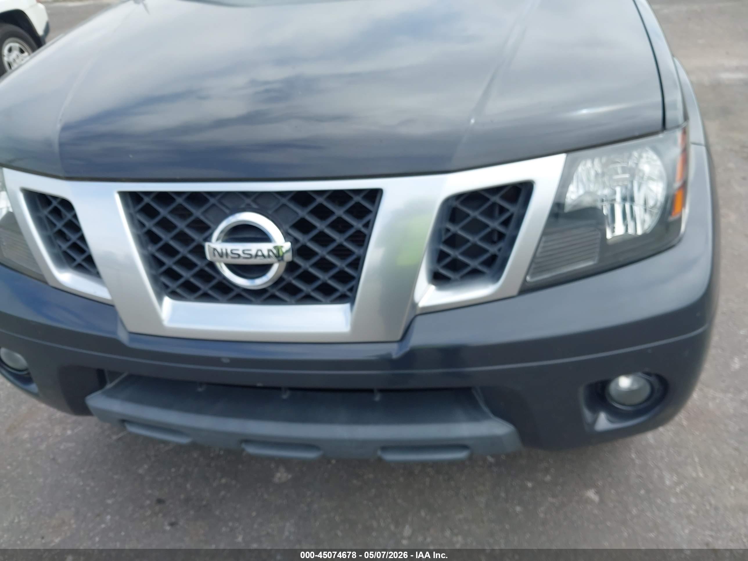NISSAN FRONTIER image 6