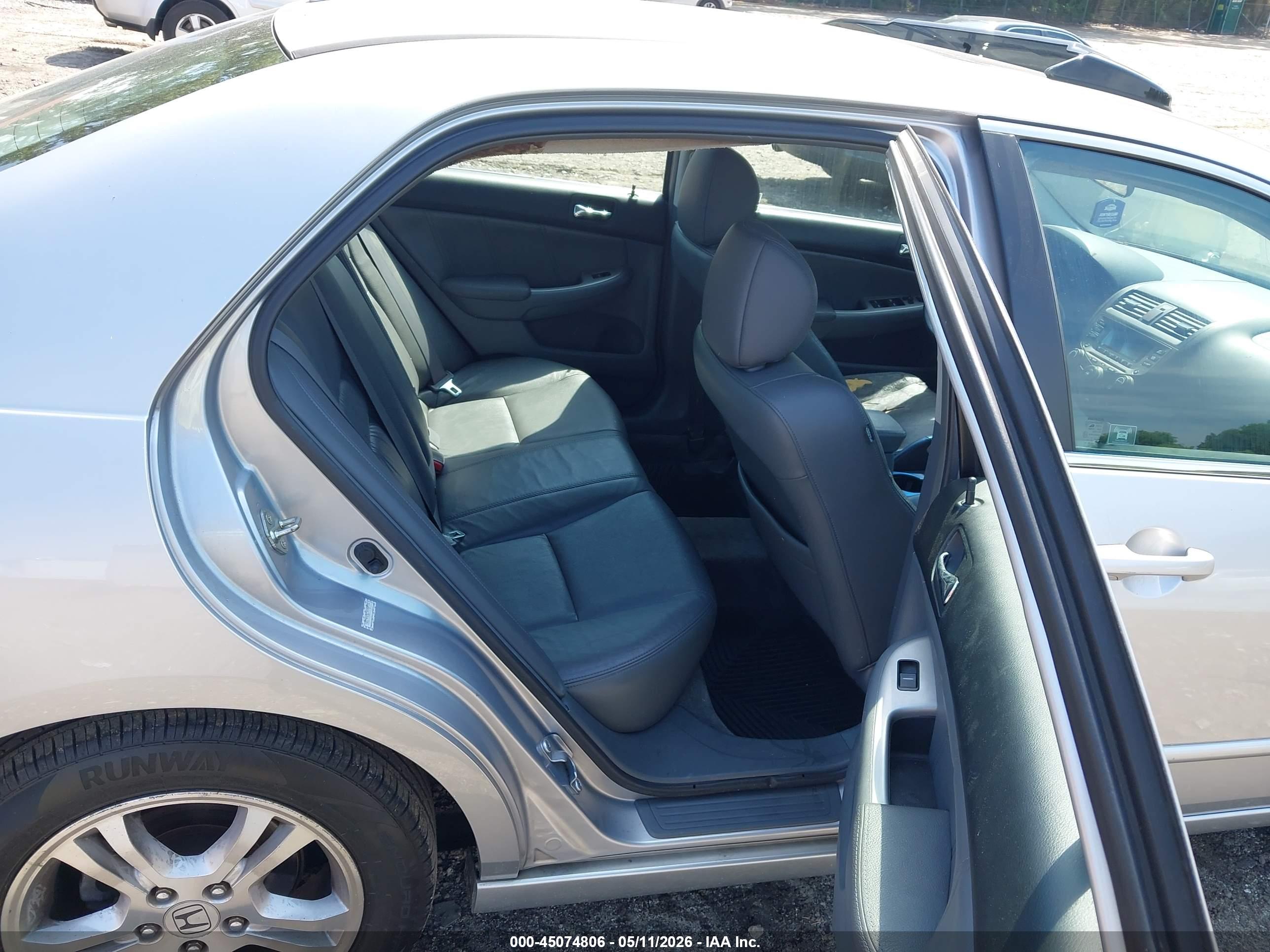 HONDA ACCORD image 8