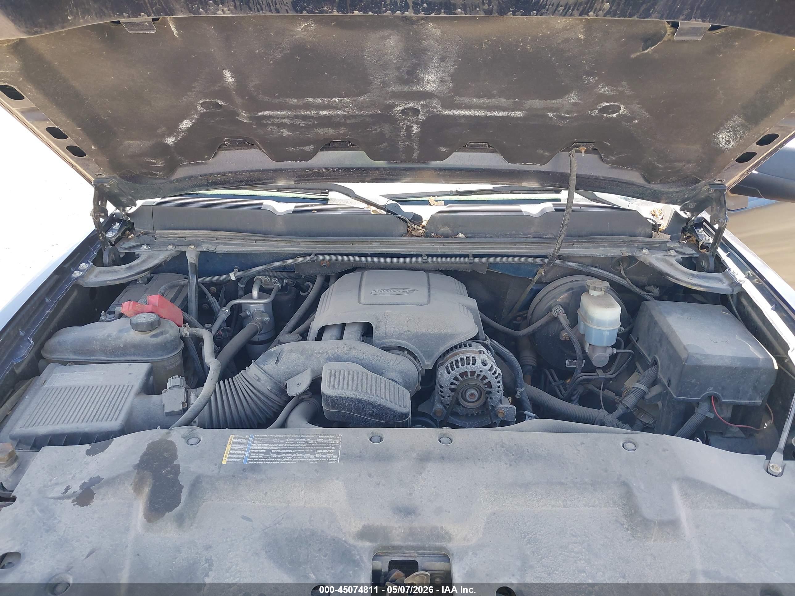 CHEVROLET SILVERADO image 10