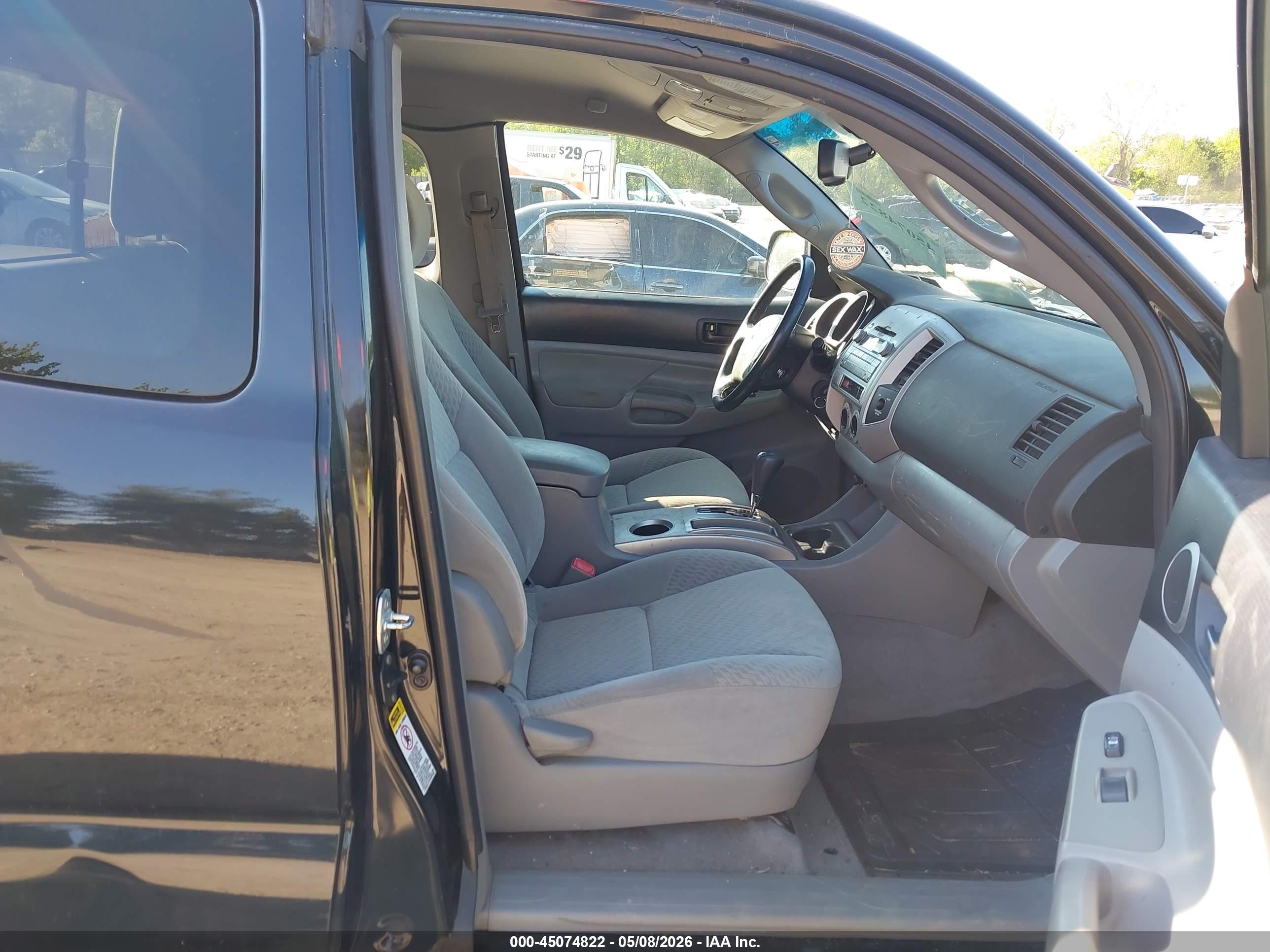 TOYOTA TACOMA image 5