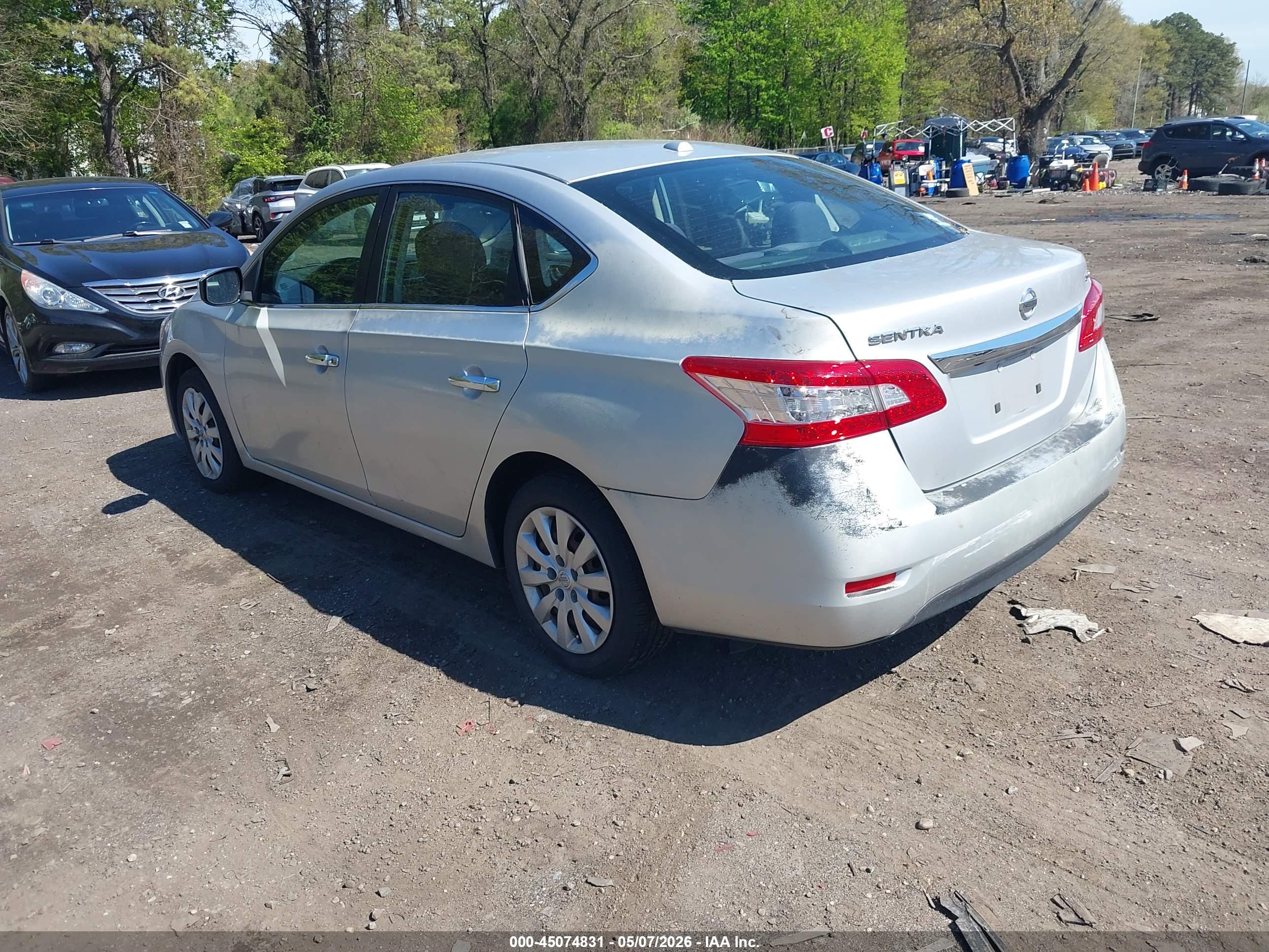 NISSAN SENTRA image 3