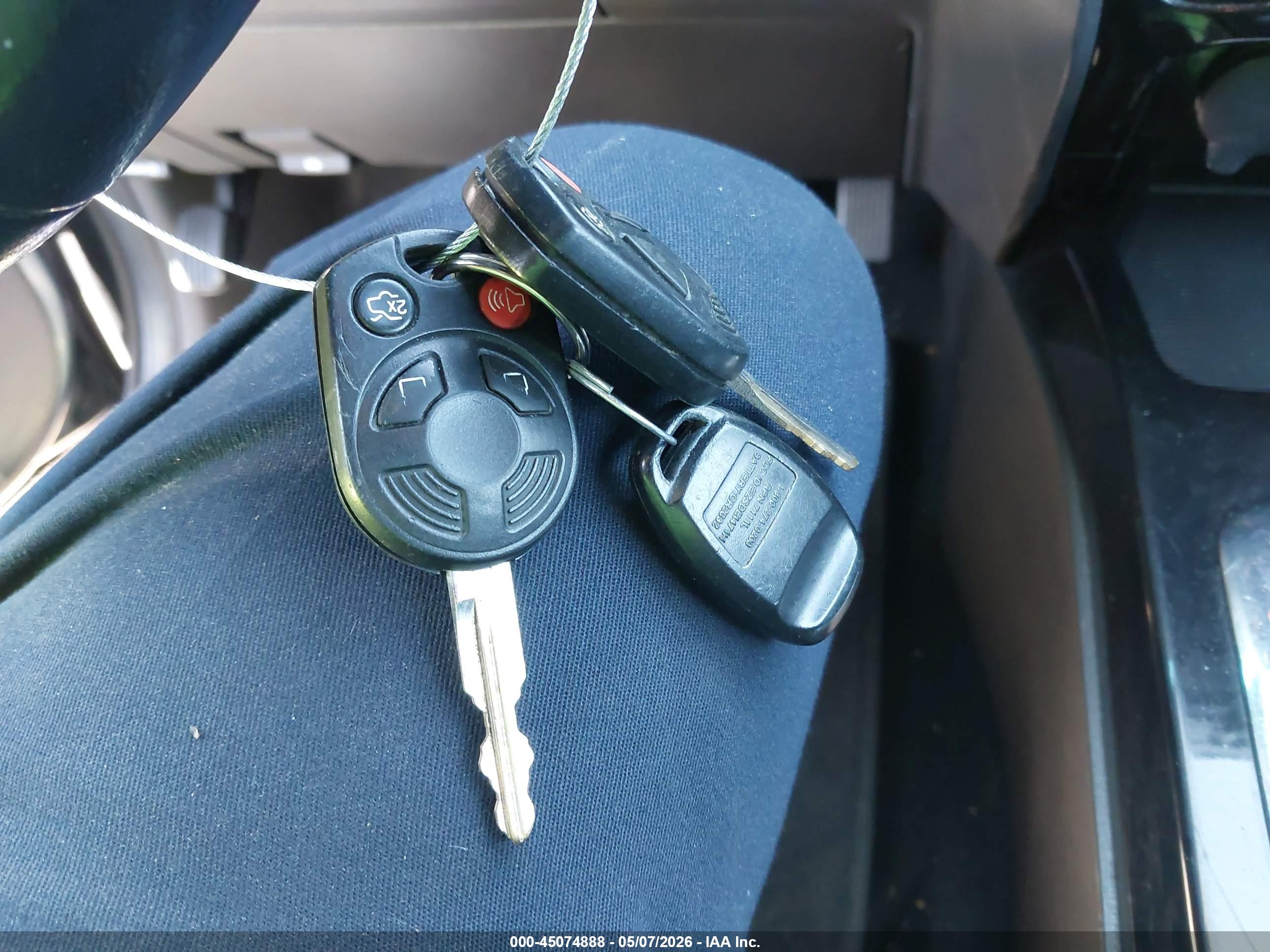 FORD ESCAPE image 11