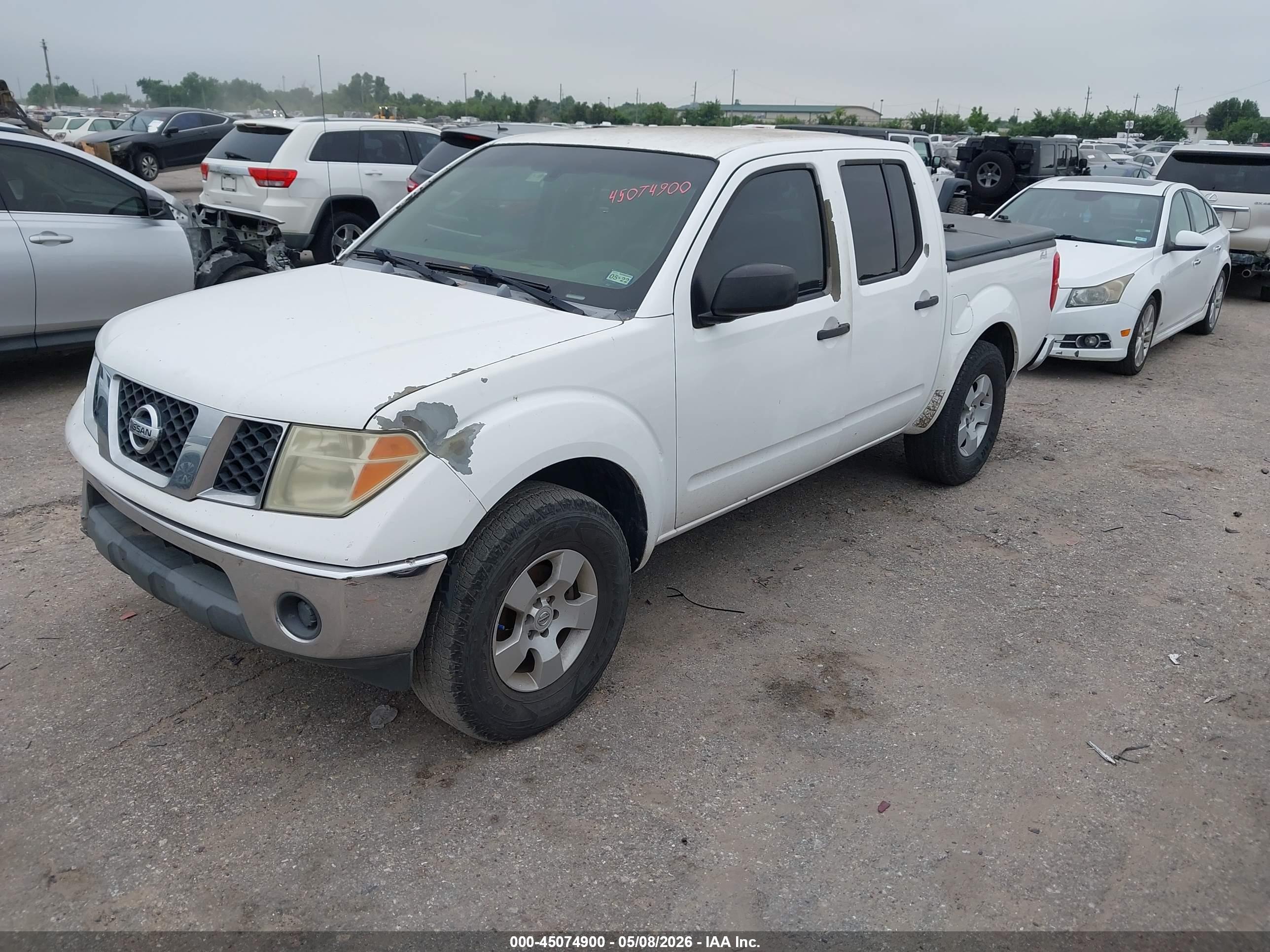 NISSAN FRONTIER image 2