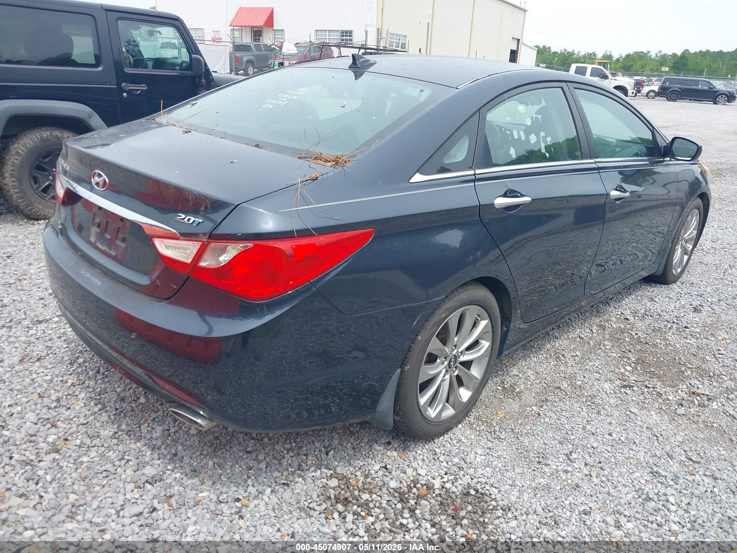 HYUNDAI SONATA image 4