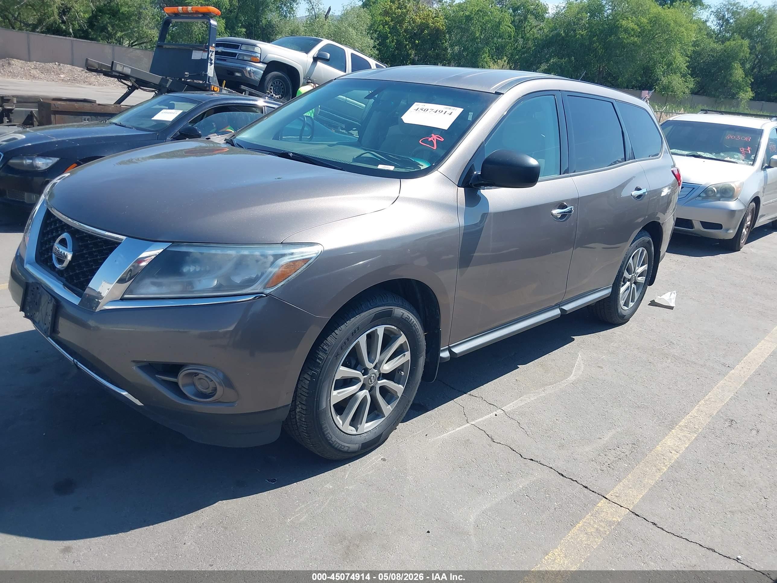 NISSAN PATHFINDER image 2