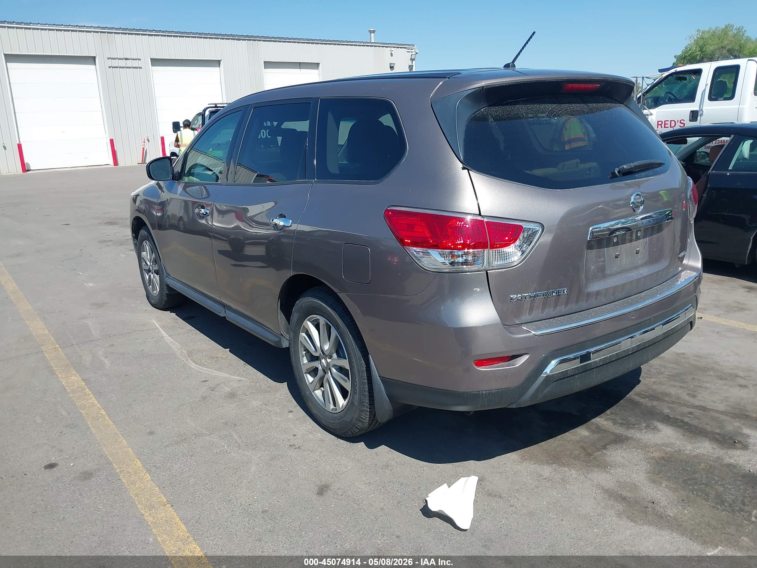 NISSAN PATHFINDER image 3