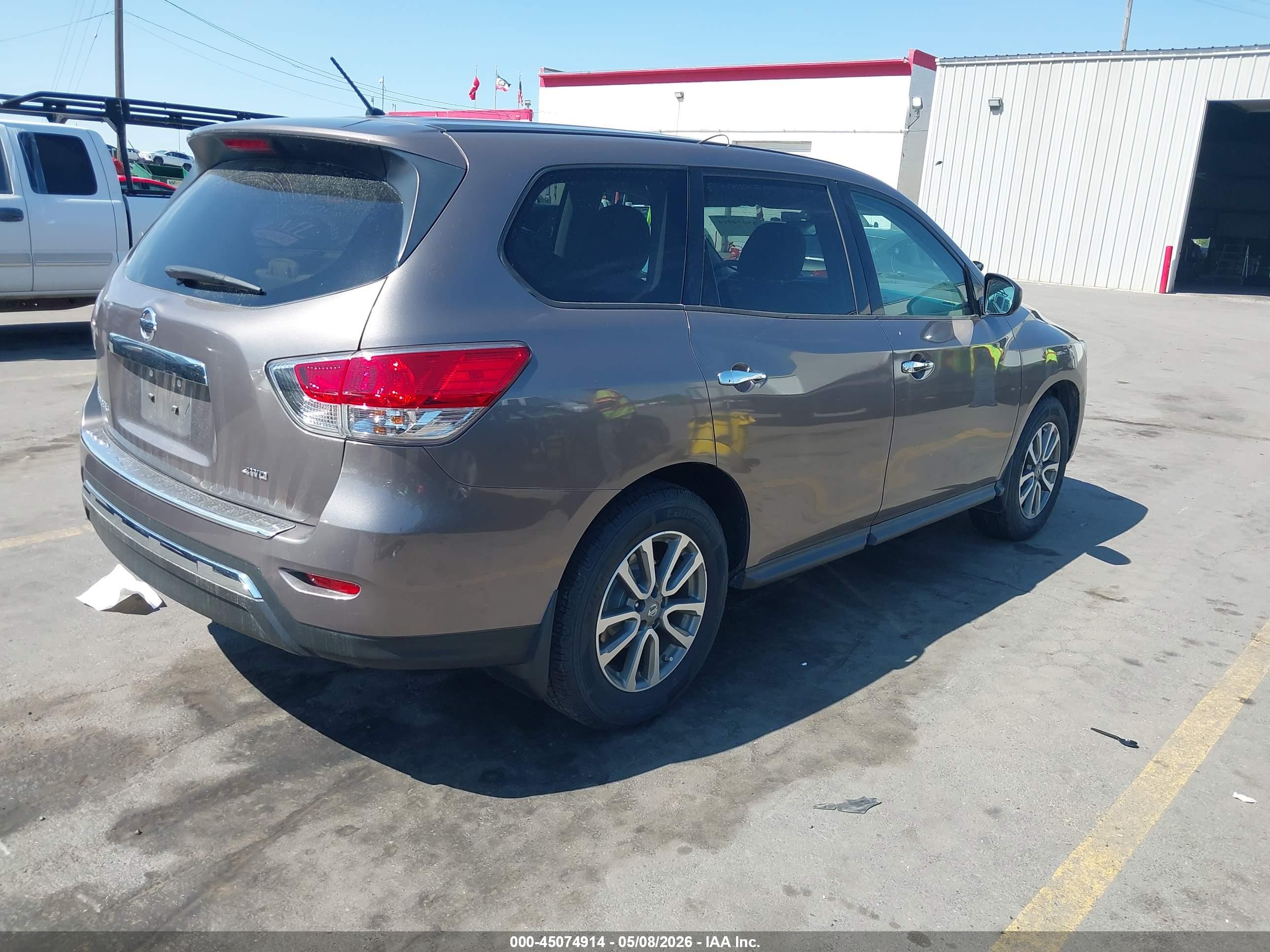 NISSAN PATHFINDER image 4