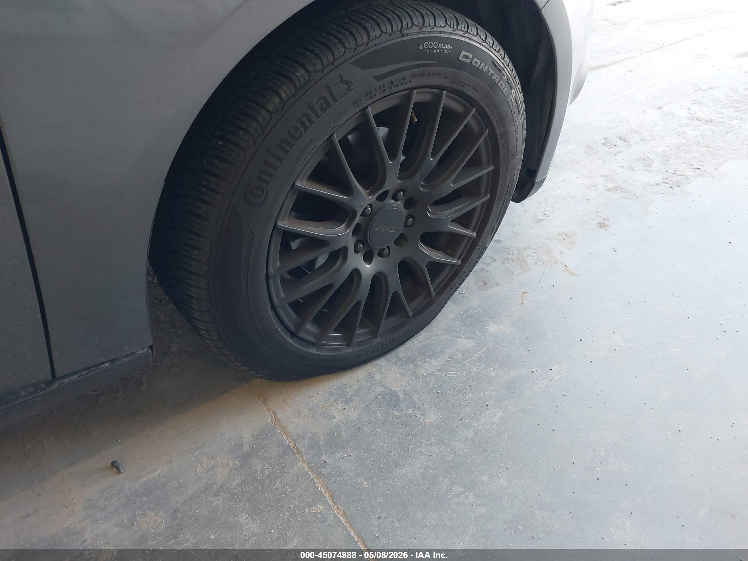 FORD FOCUS image 6
