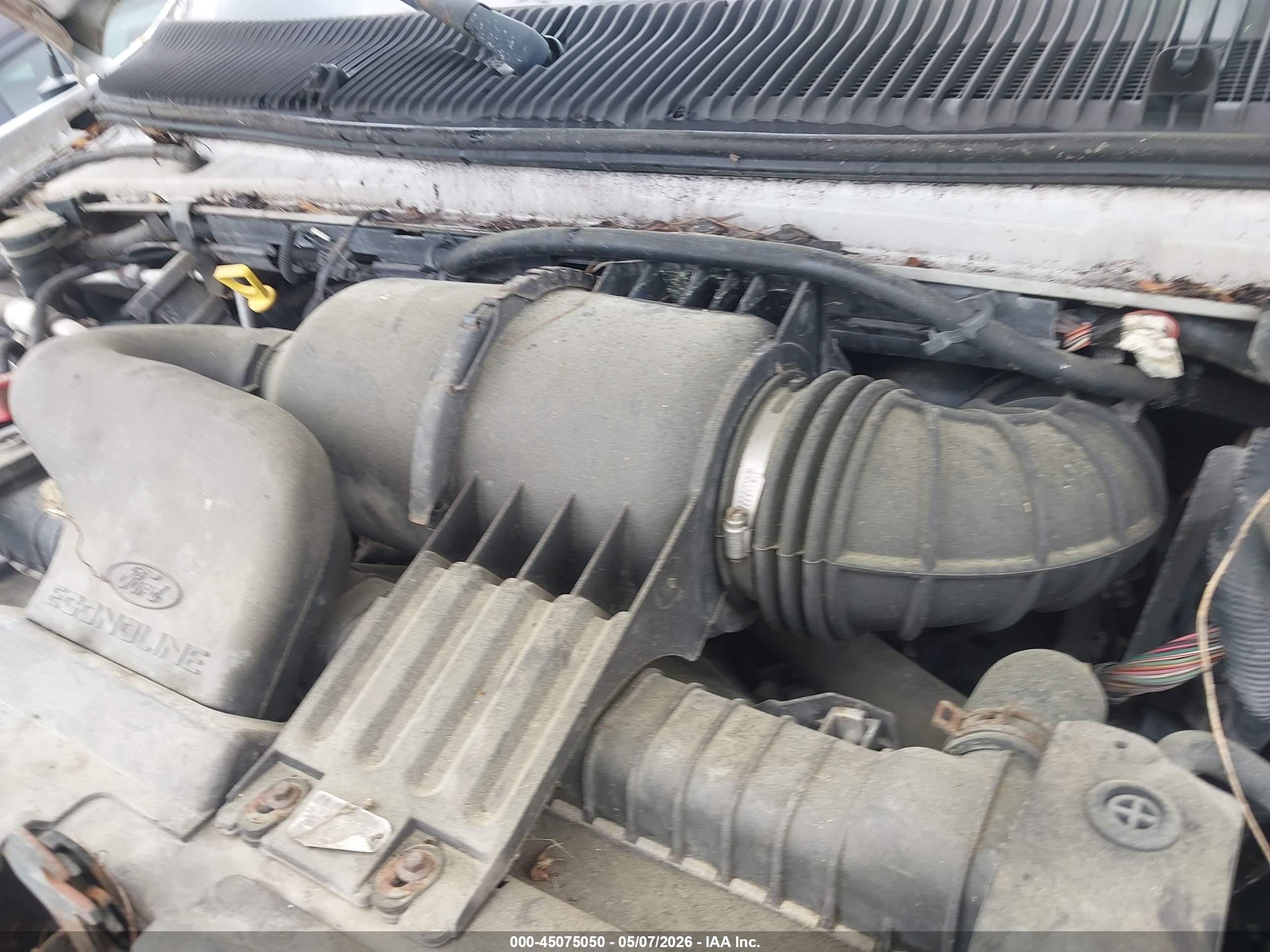 FORD E-350 image 10