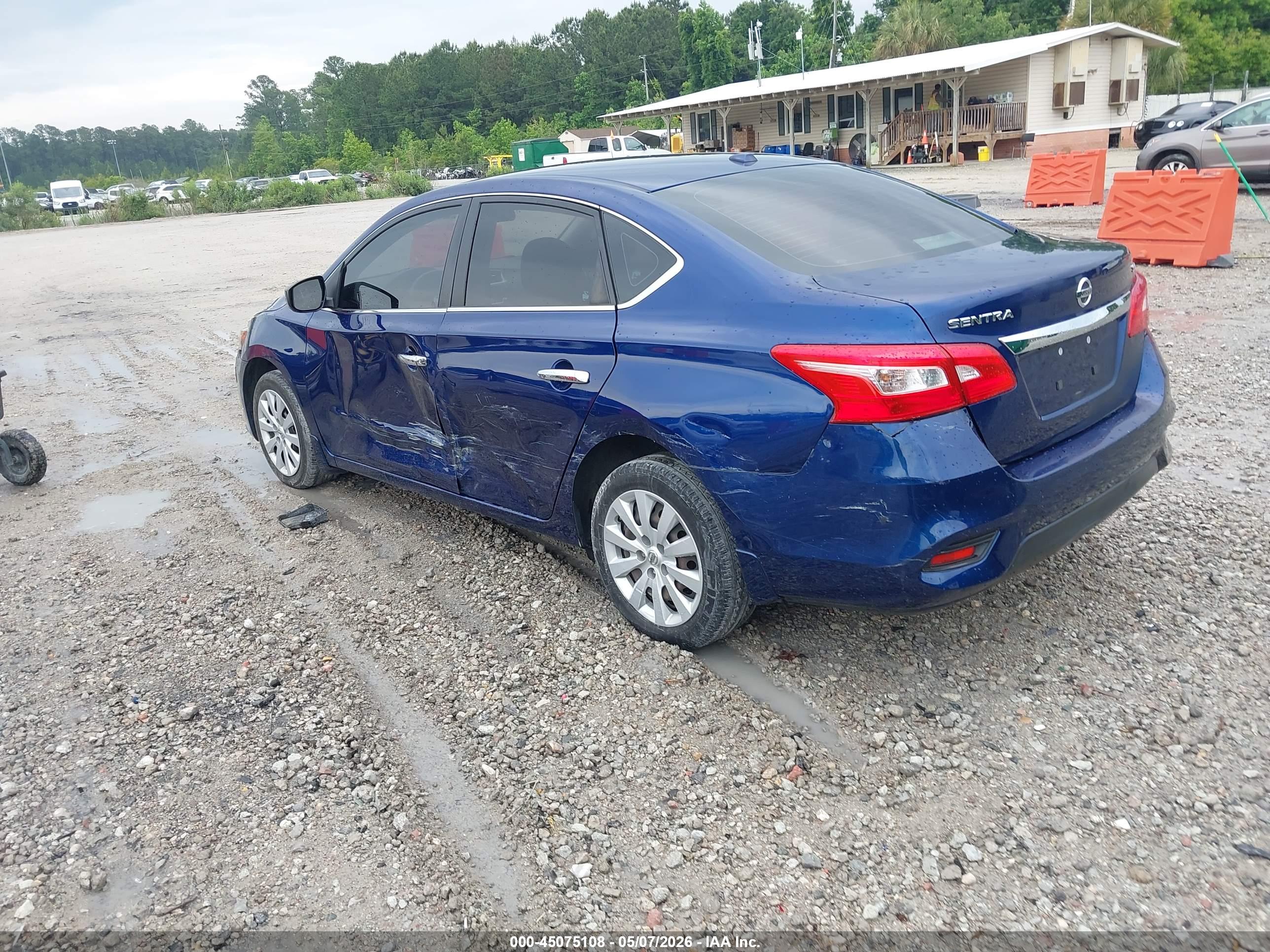 NISSAN SENTRA image 3