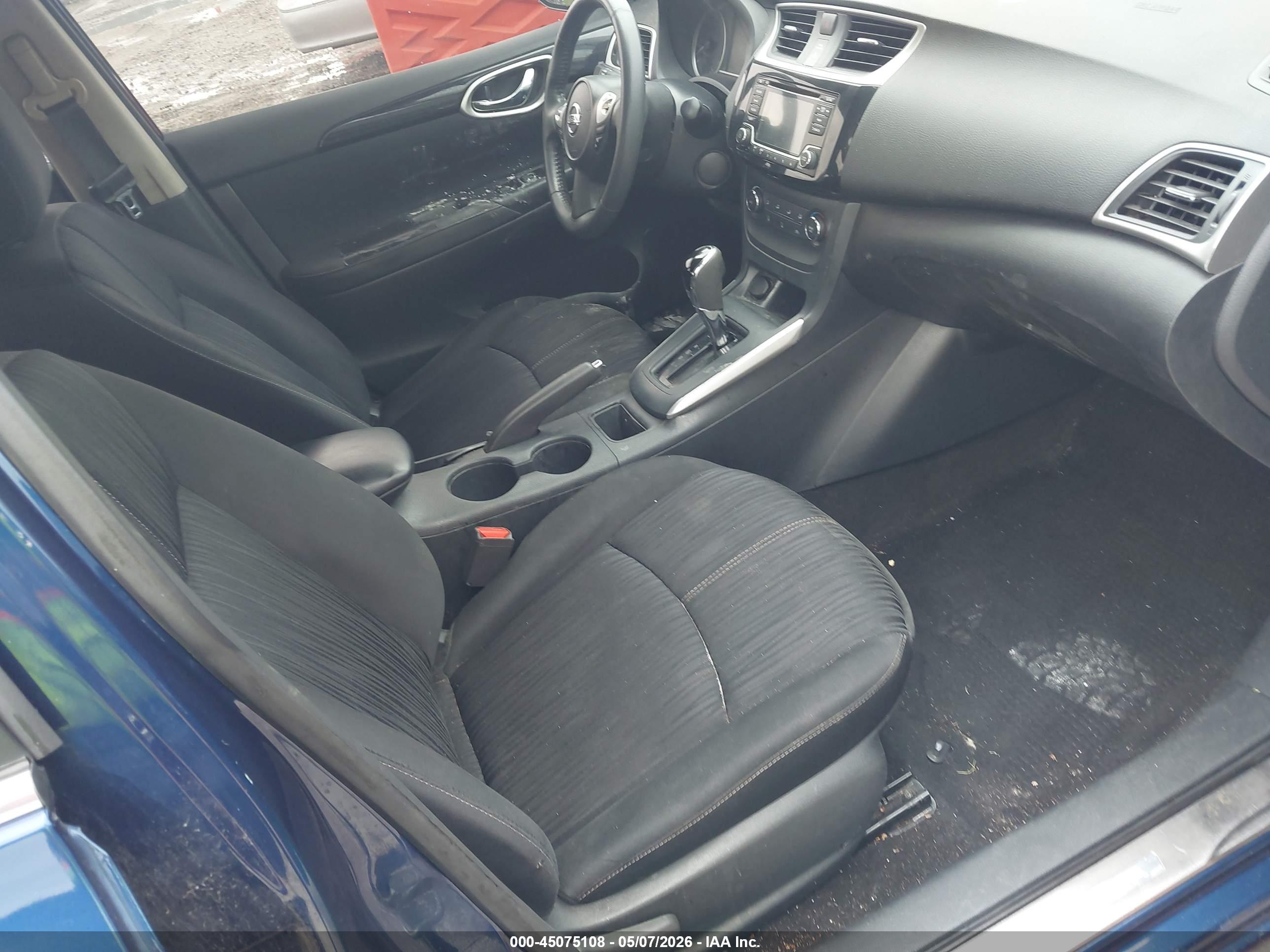NISSAN SENTRA image 5