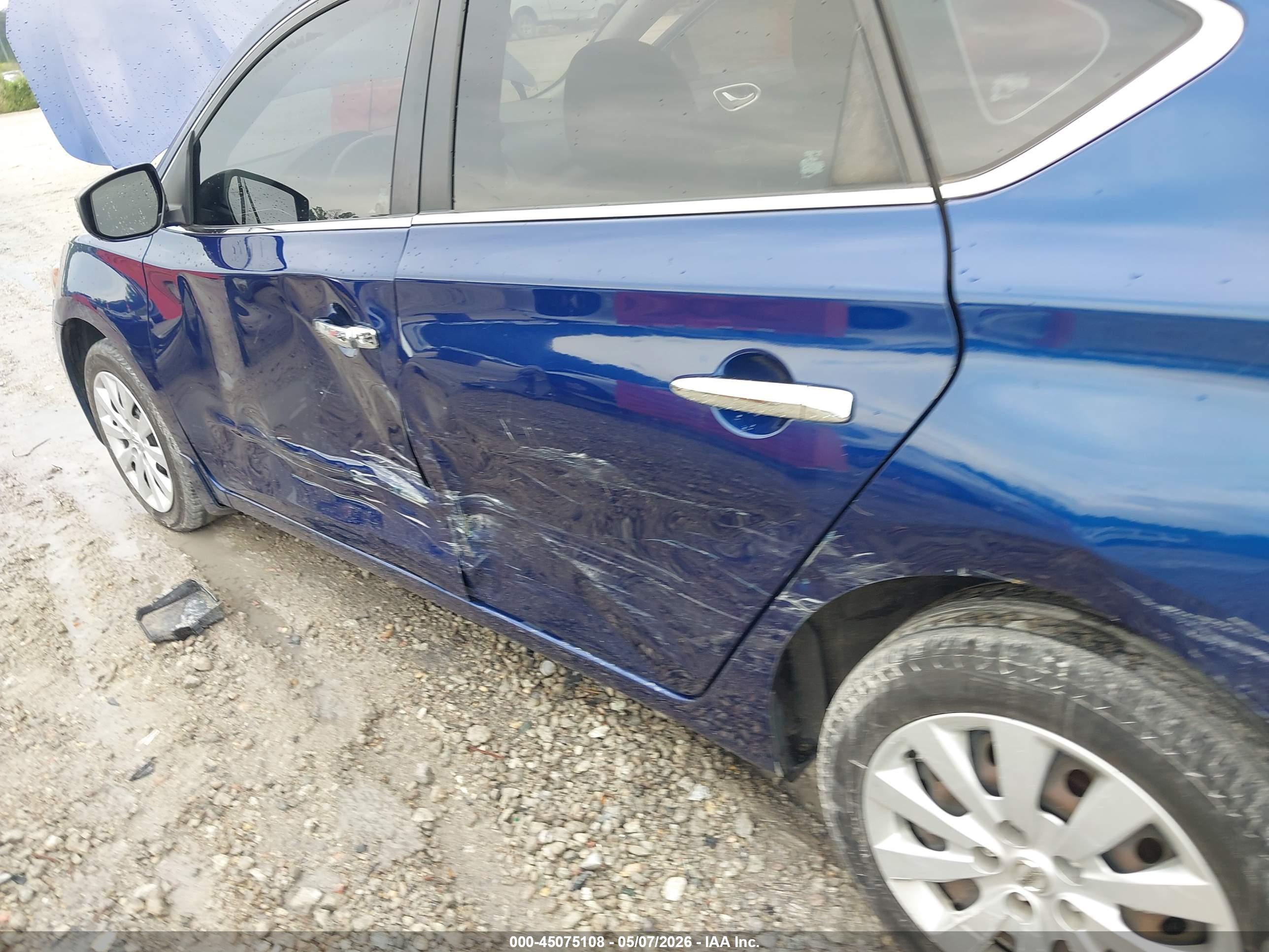 NISSAN SENTRA image 6