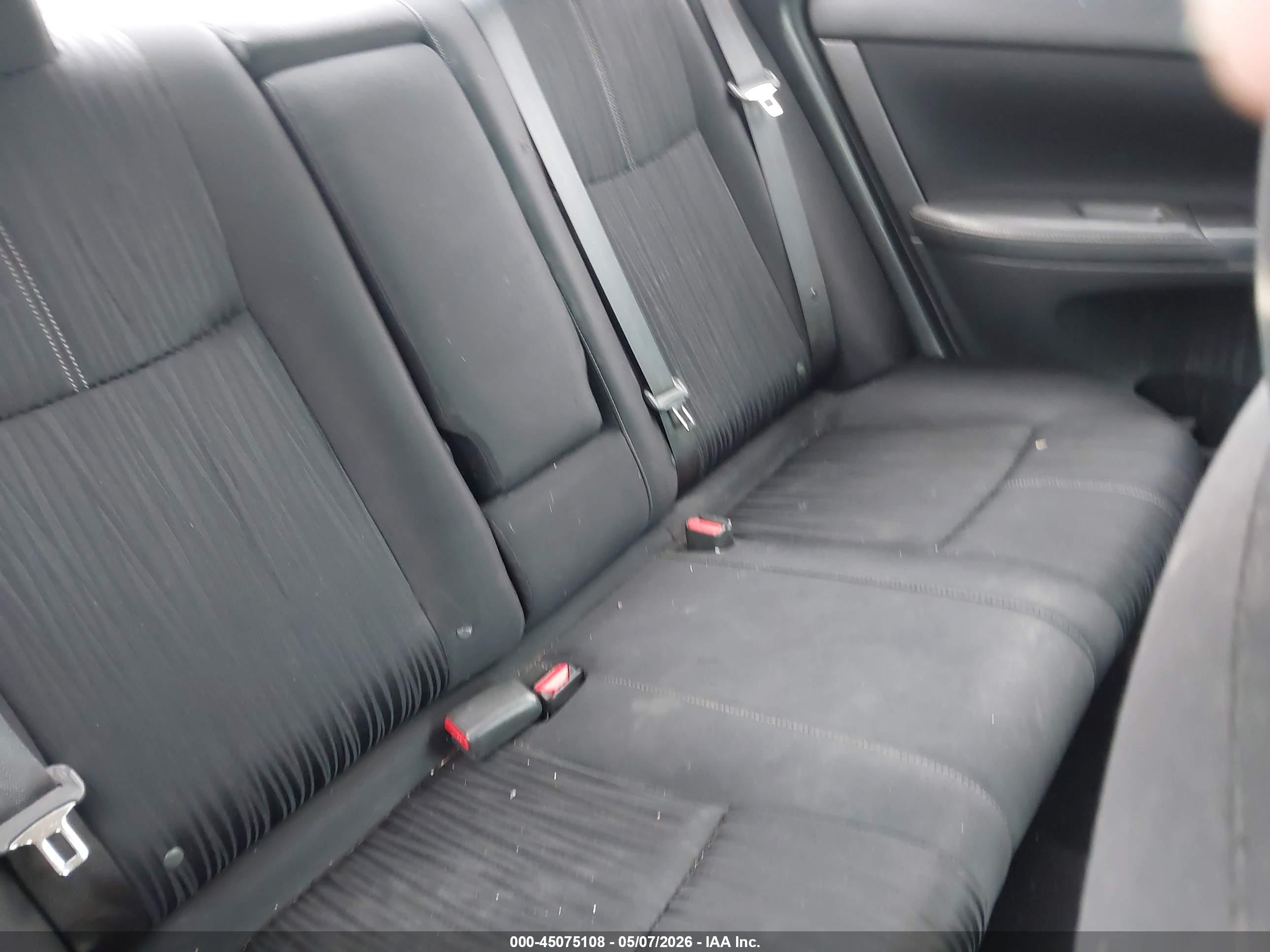 NISSAN SENTRA image 8