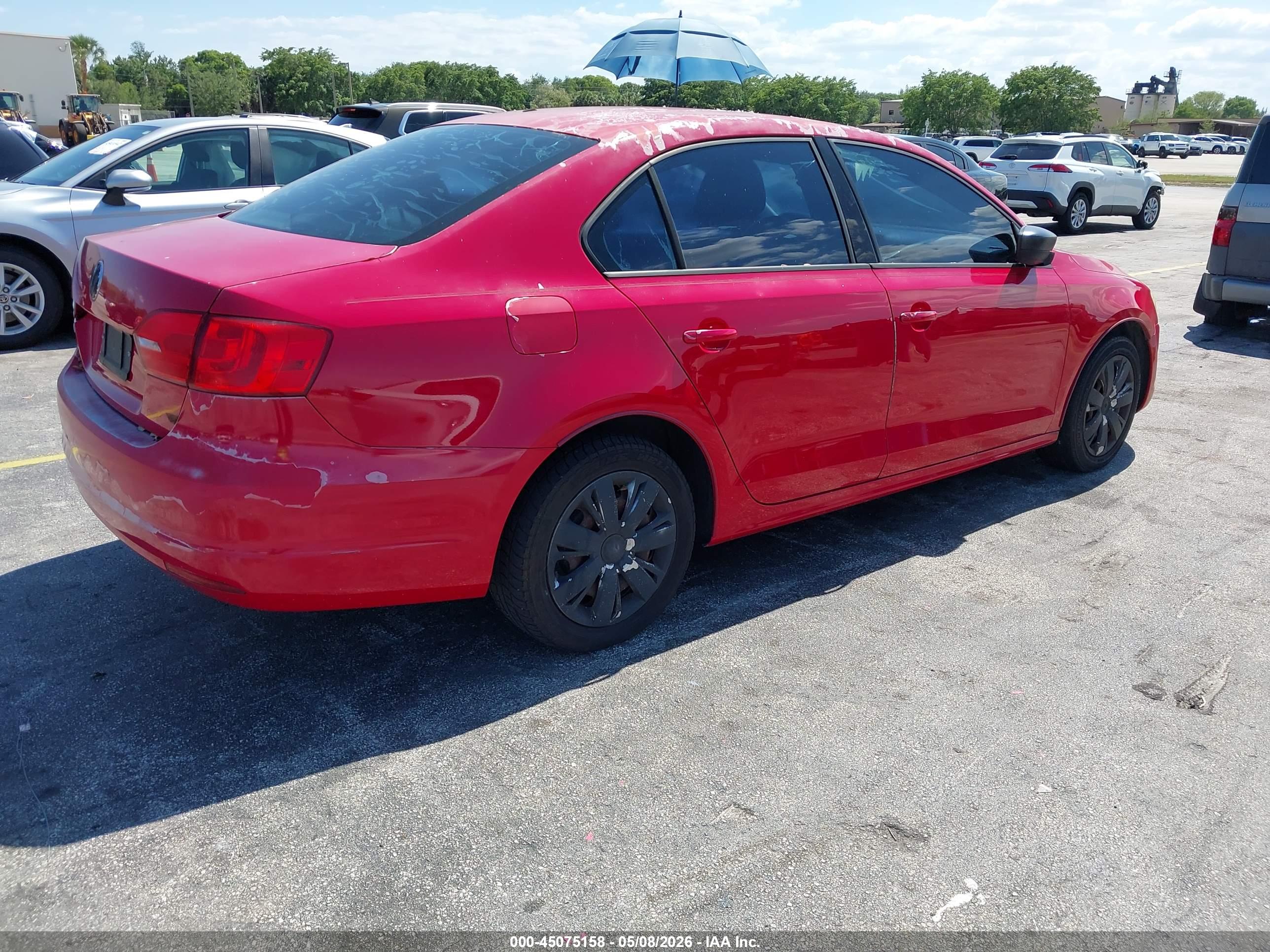 VOLKSWAGEN JETTA image 4
