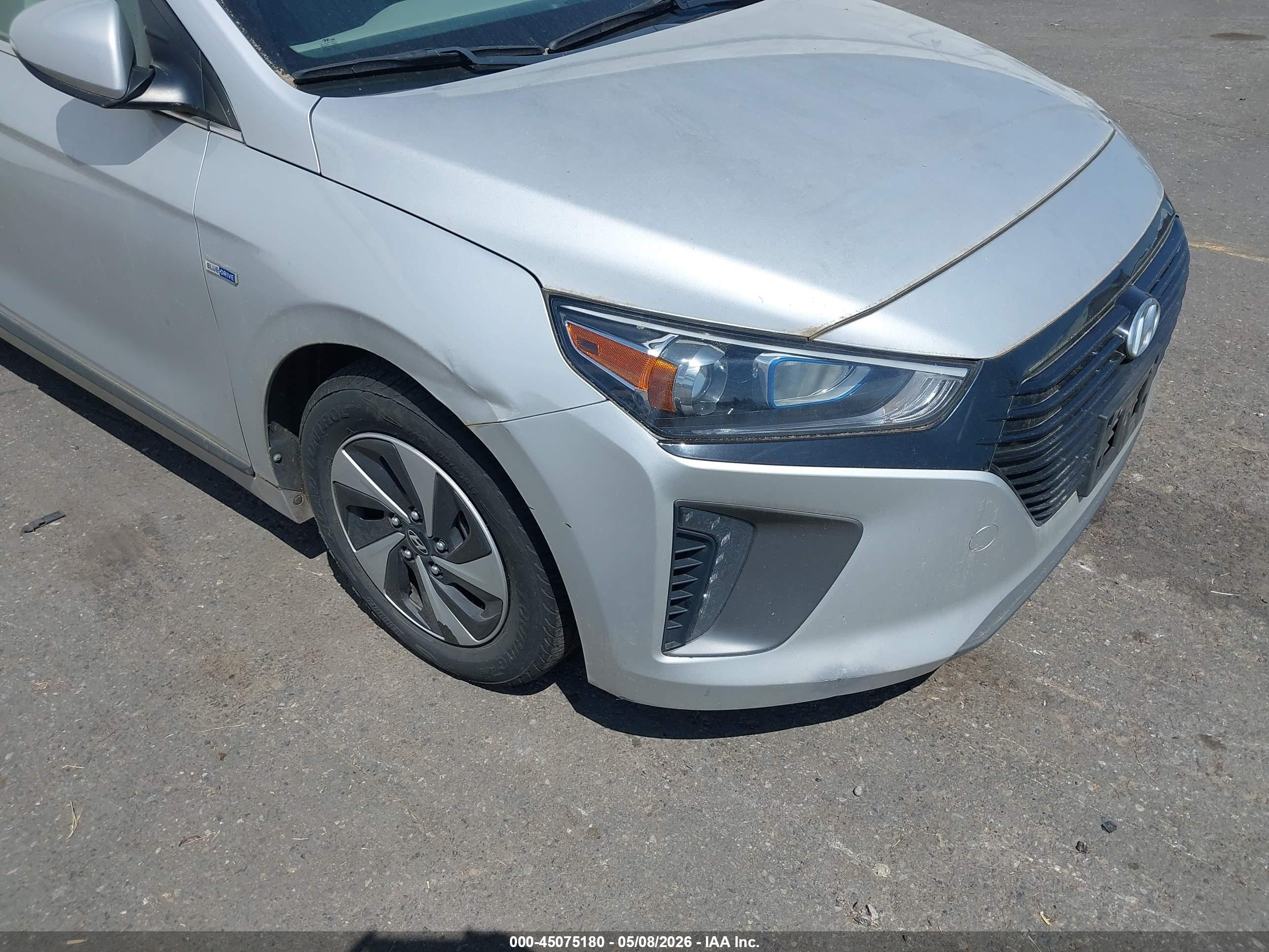 HYUNDAI IONIQ image 6