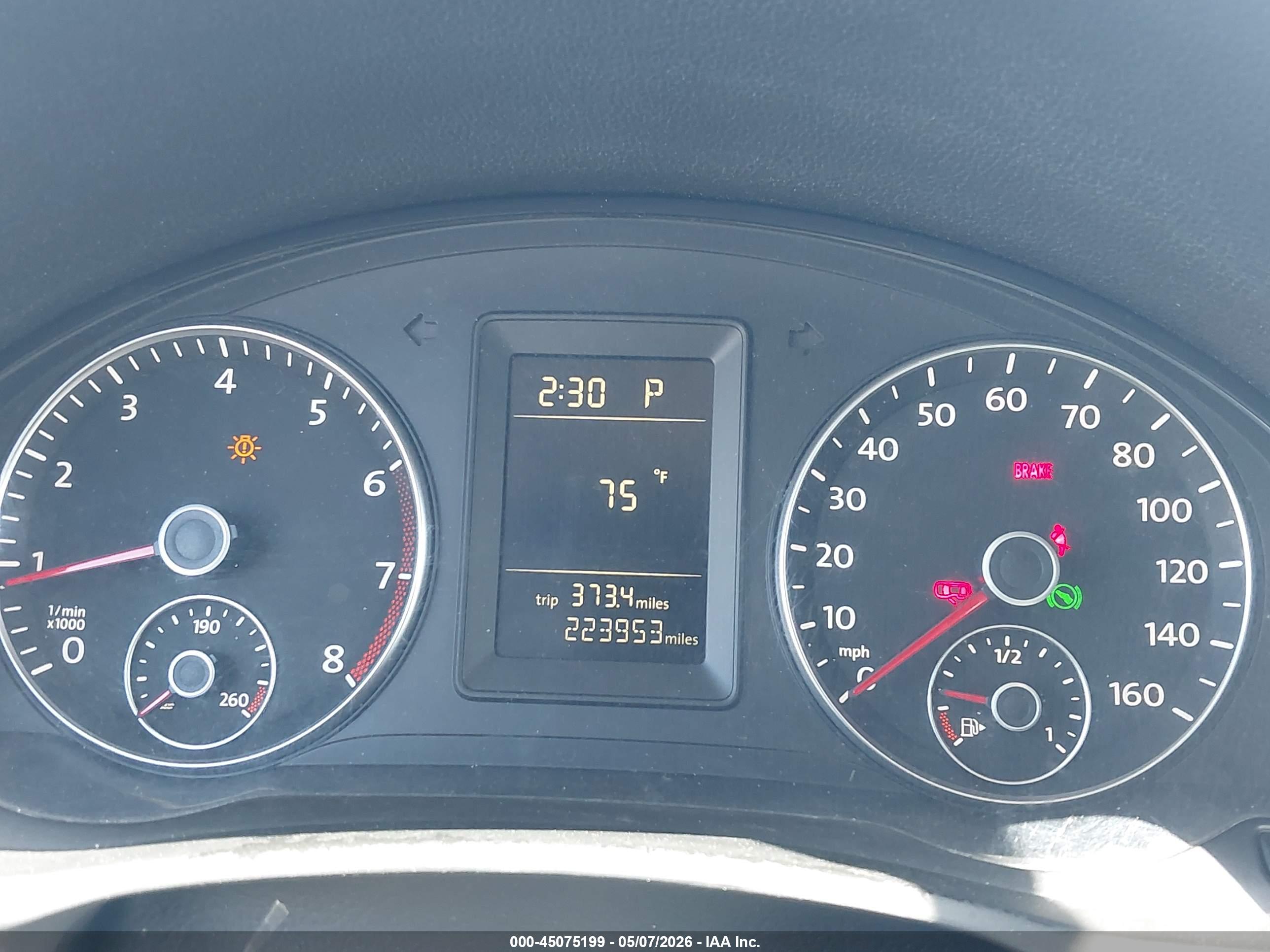 VOLKSWAGEN JETTA image 7