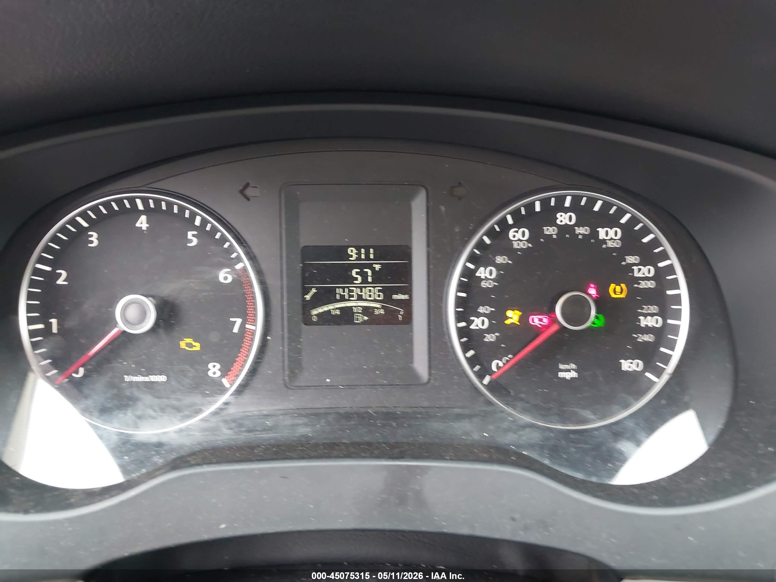 VOLKSWAGEN JETTA image 7