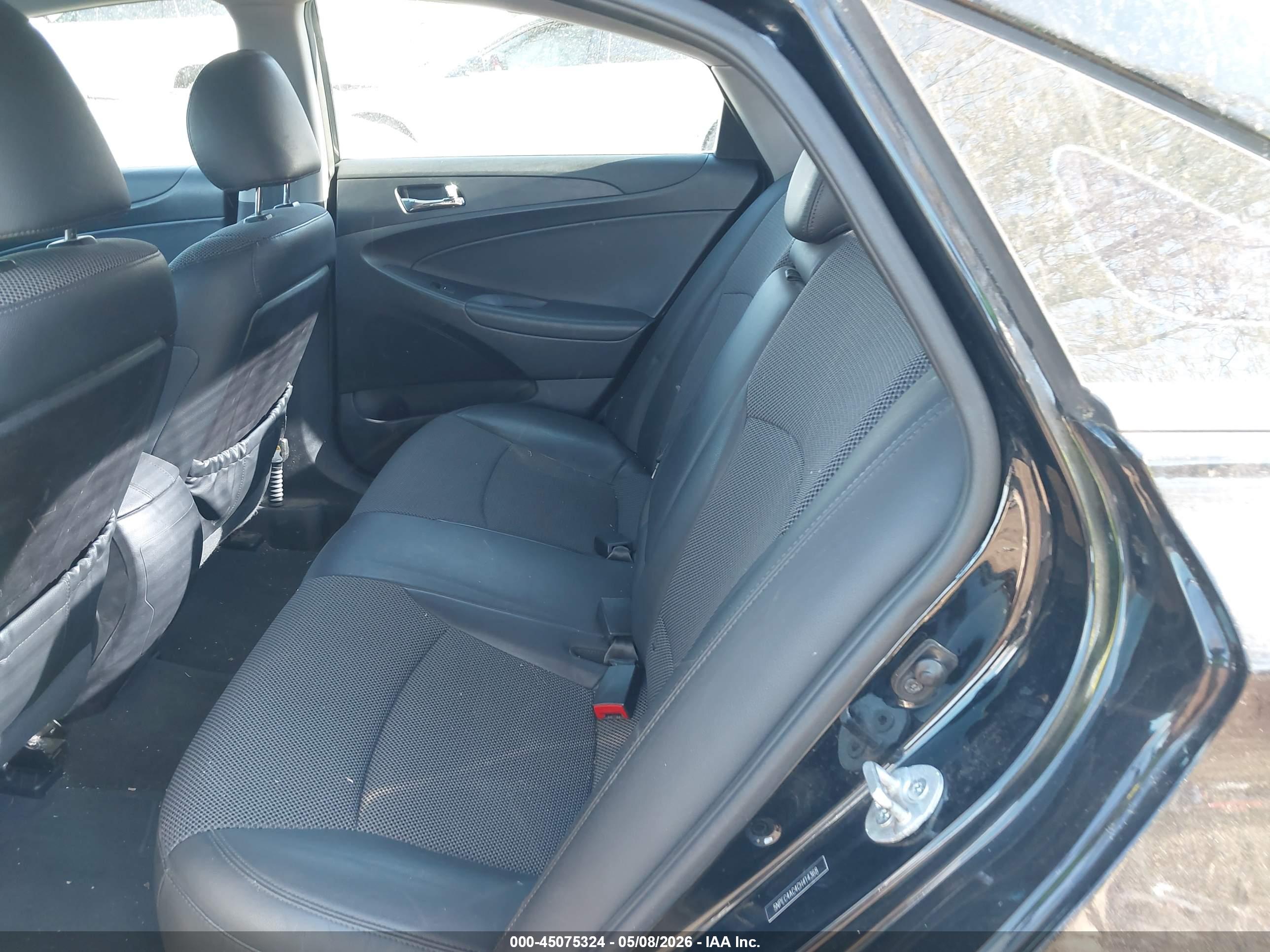 HYUNDAI SONATA image 8