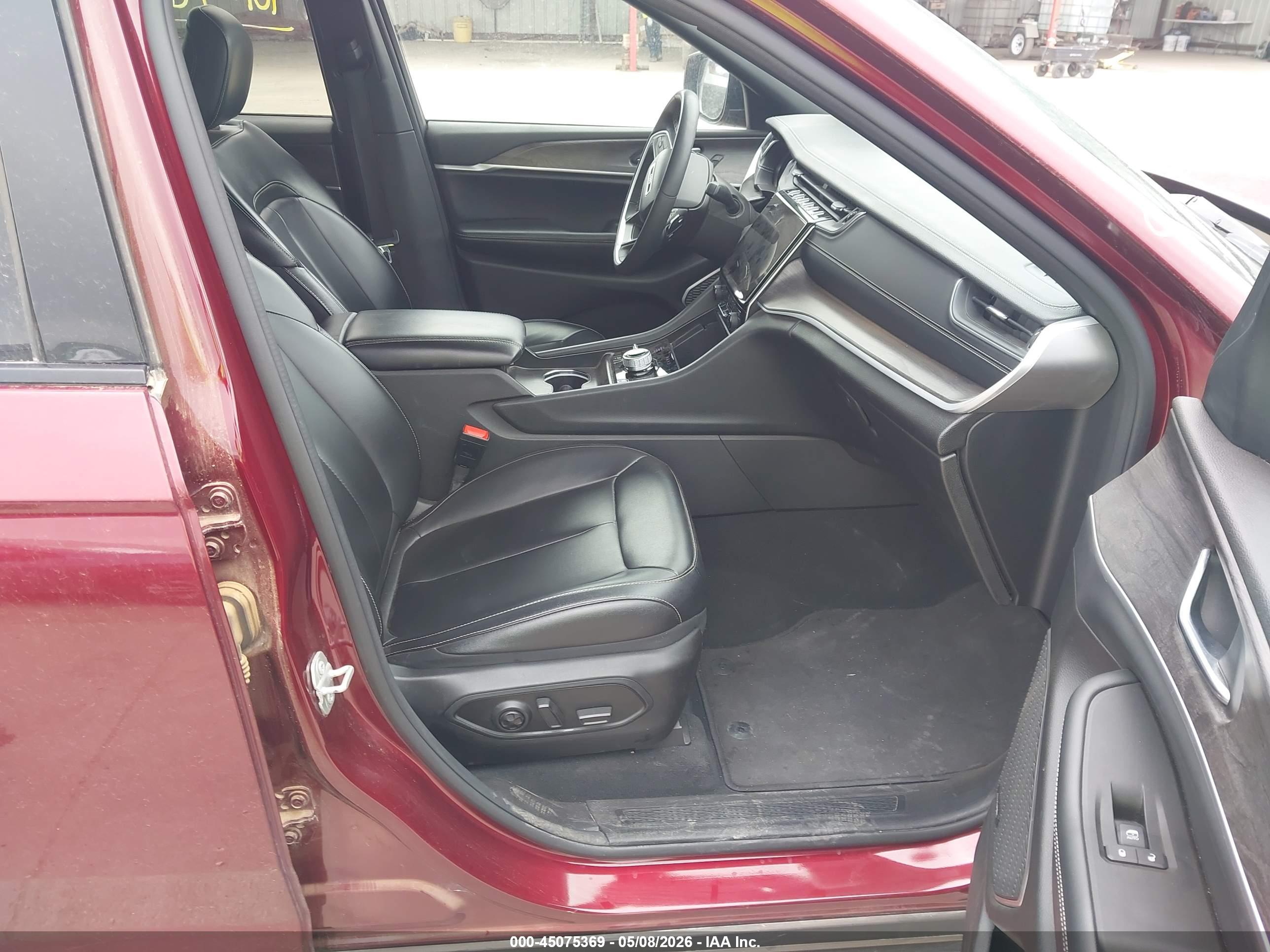JEEP GRAND image 5