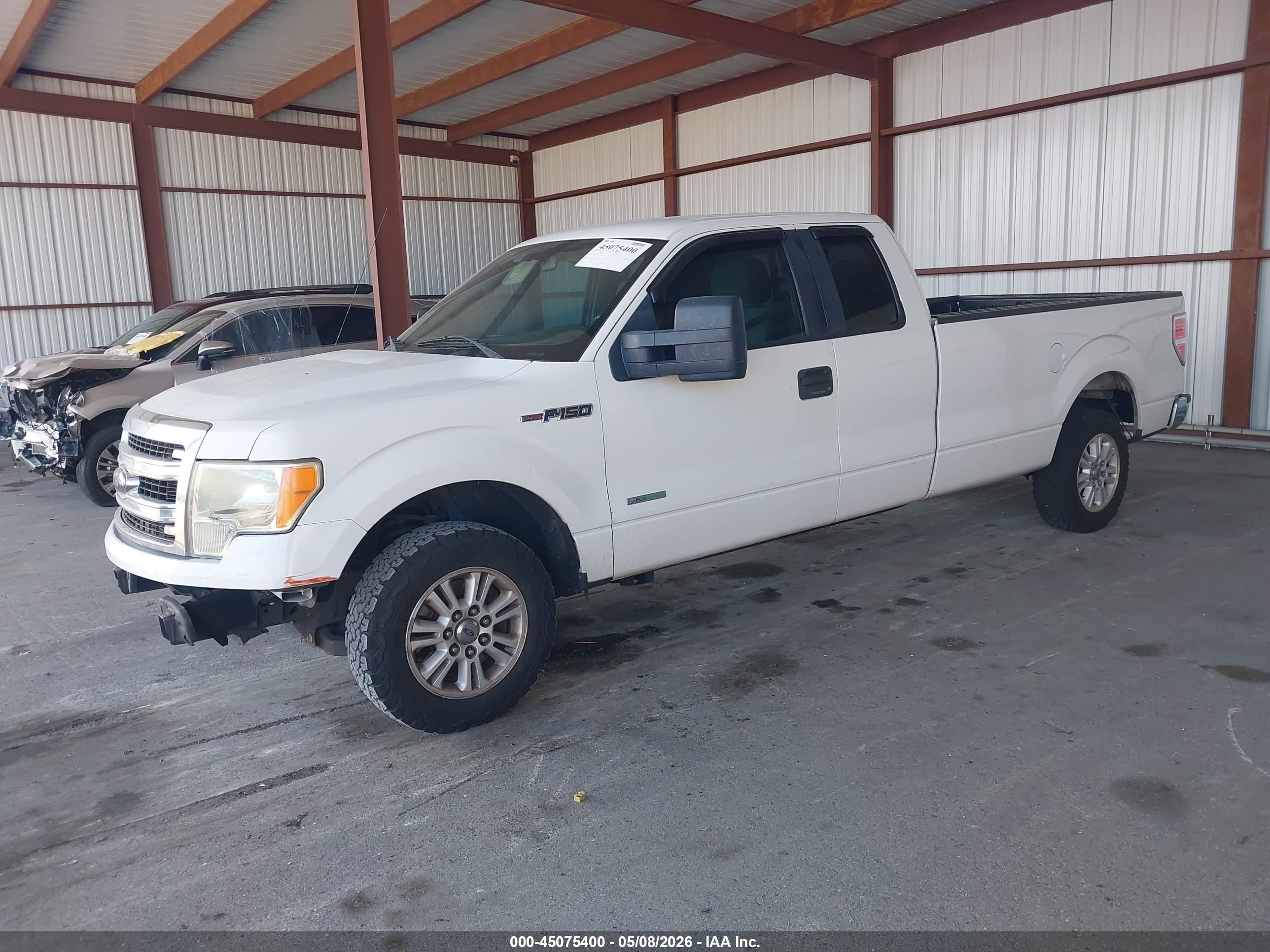 FORD F-150 image 2