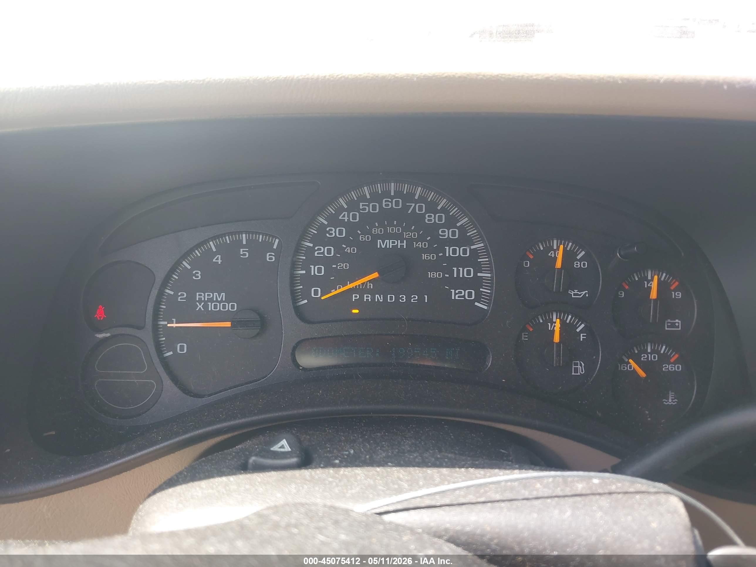 GMC YUKON image 7