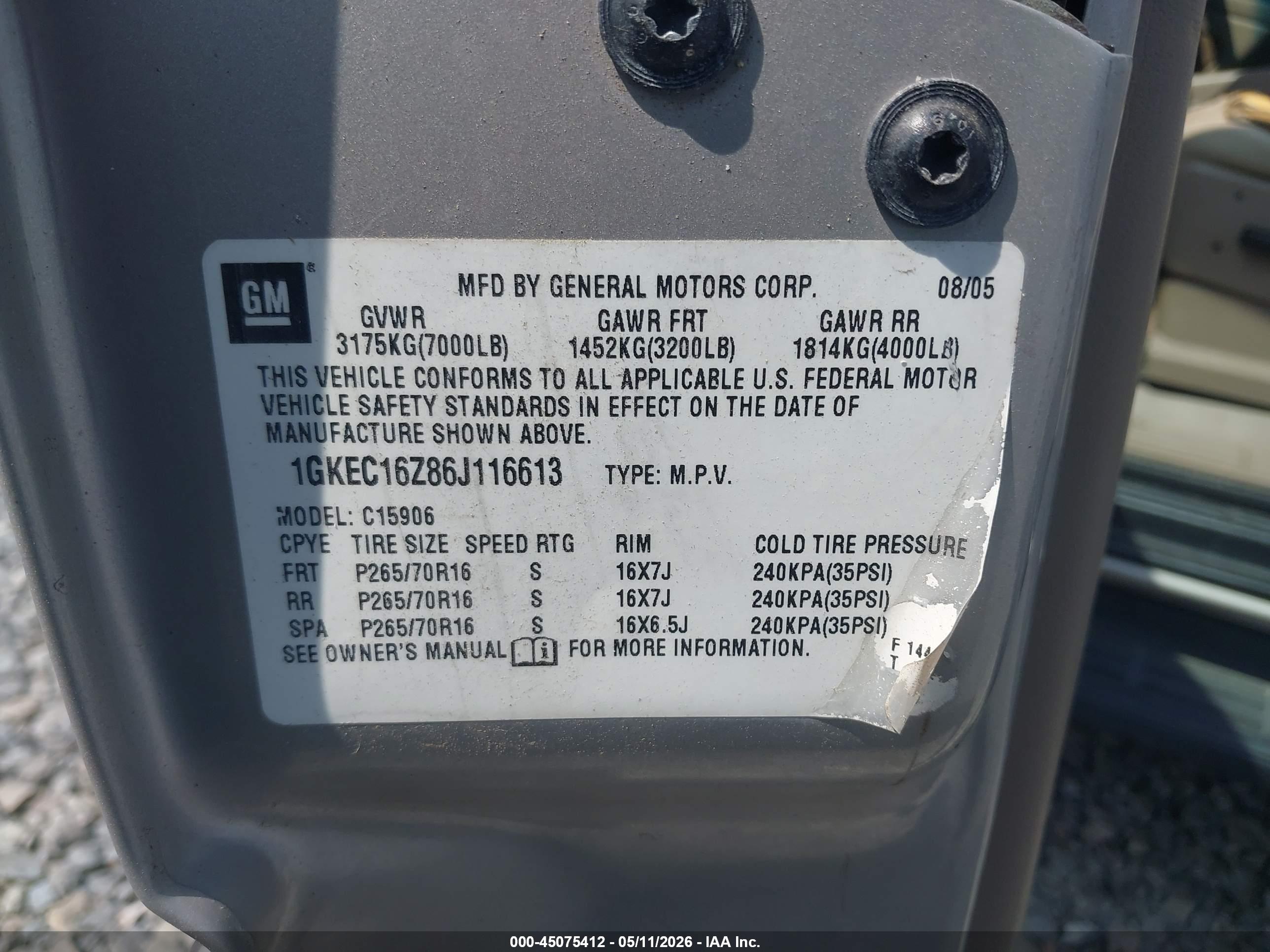 GMC YUKON image 9