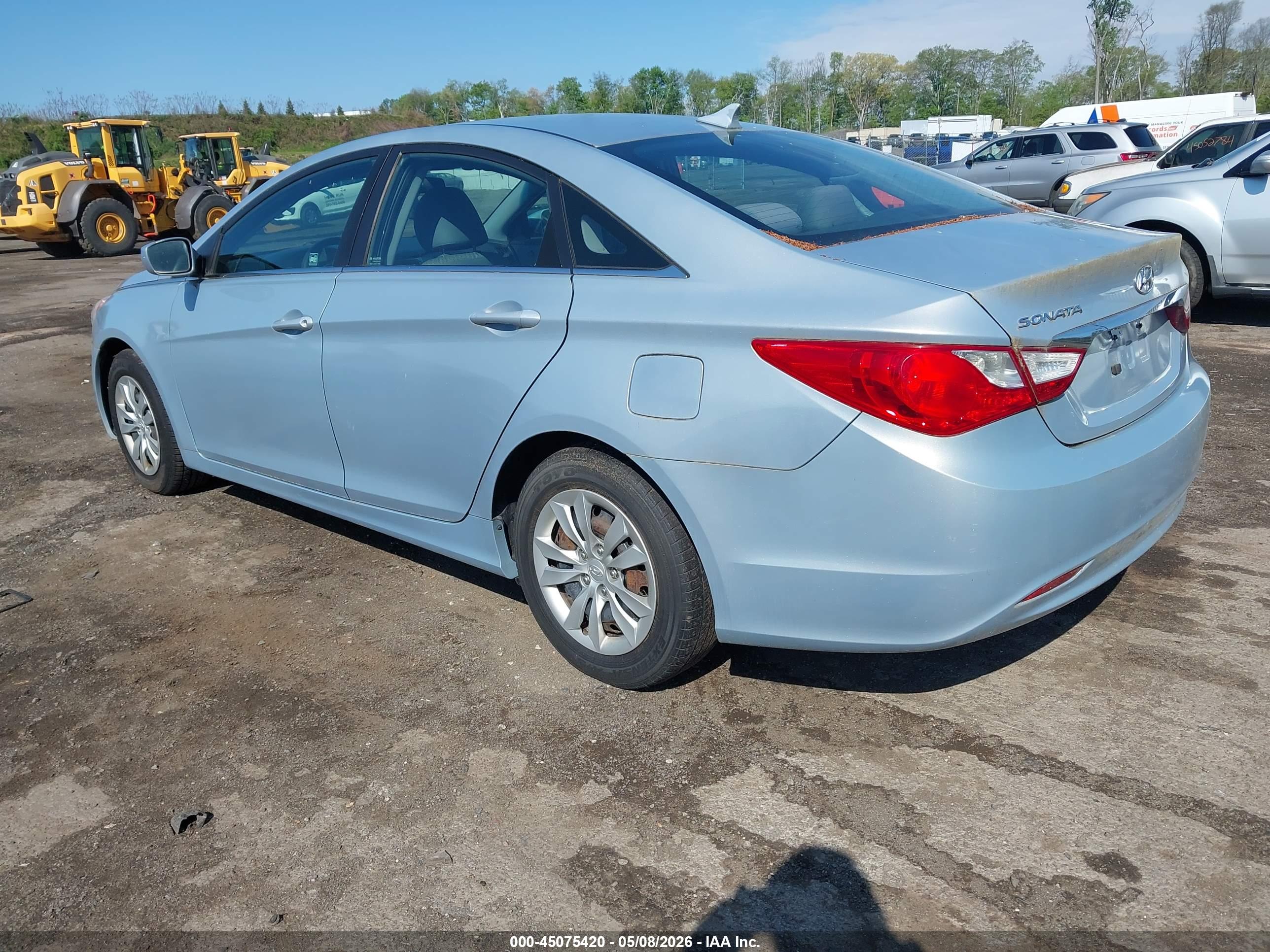 HYUNDAI SONATA image 3