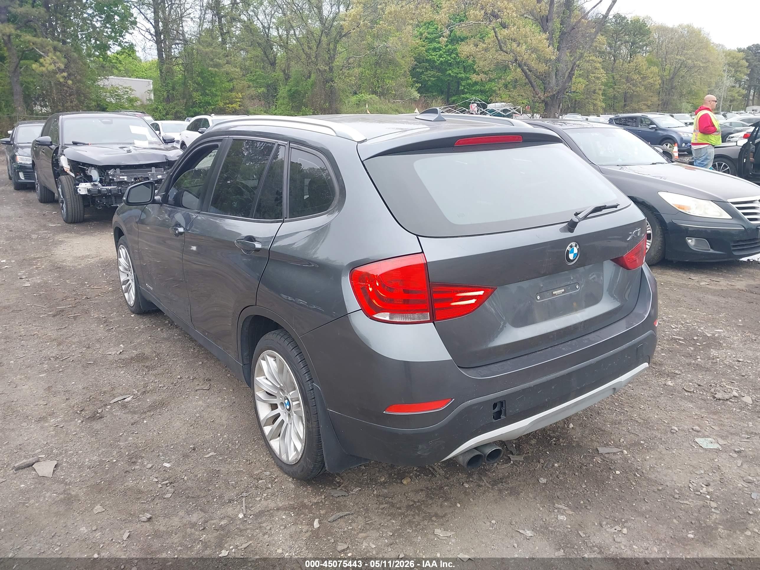 BMW X1 image 3