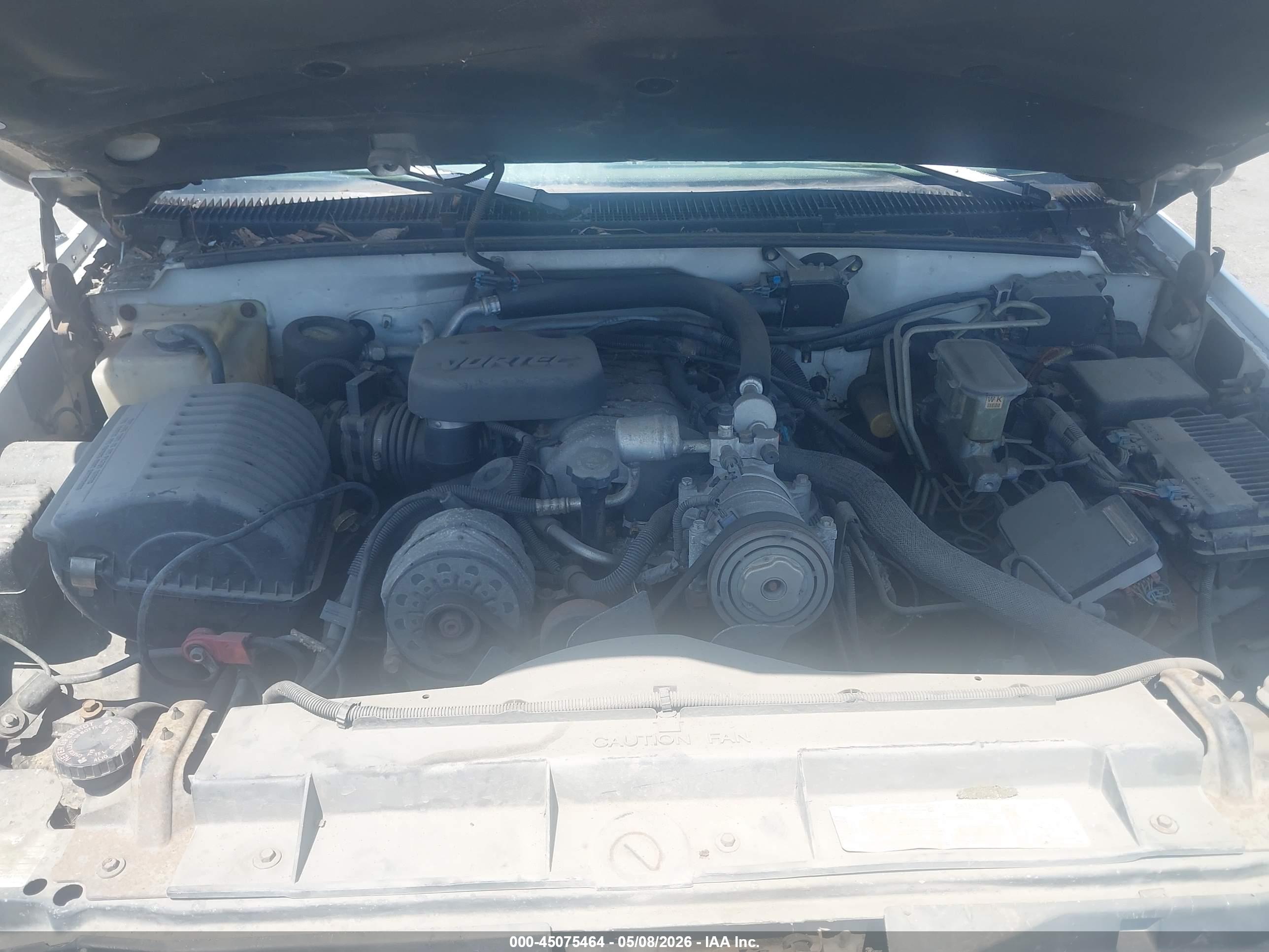 CHEVROLET SUBURBAN image 10