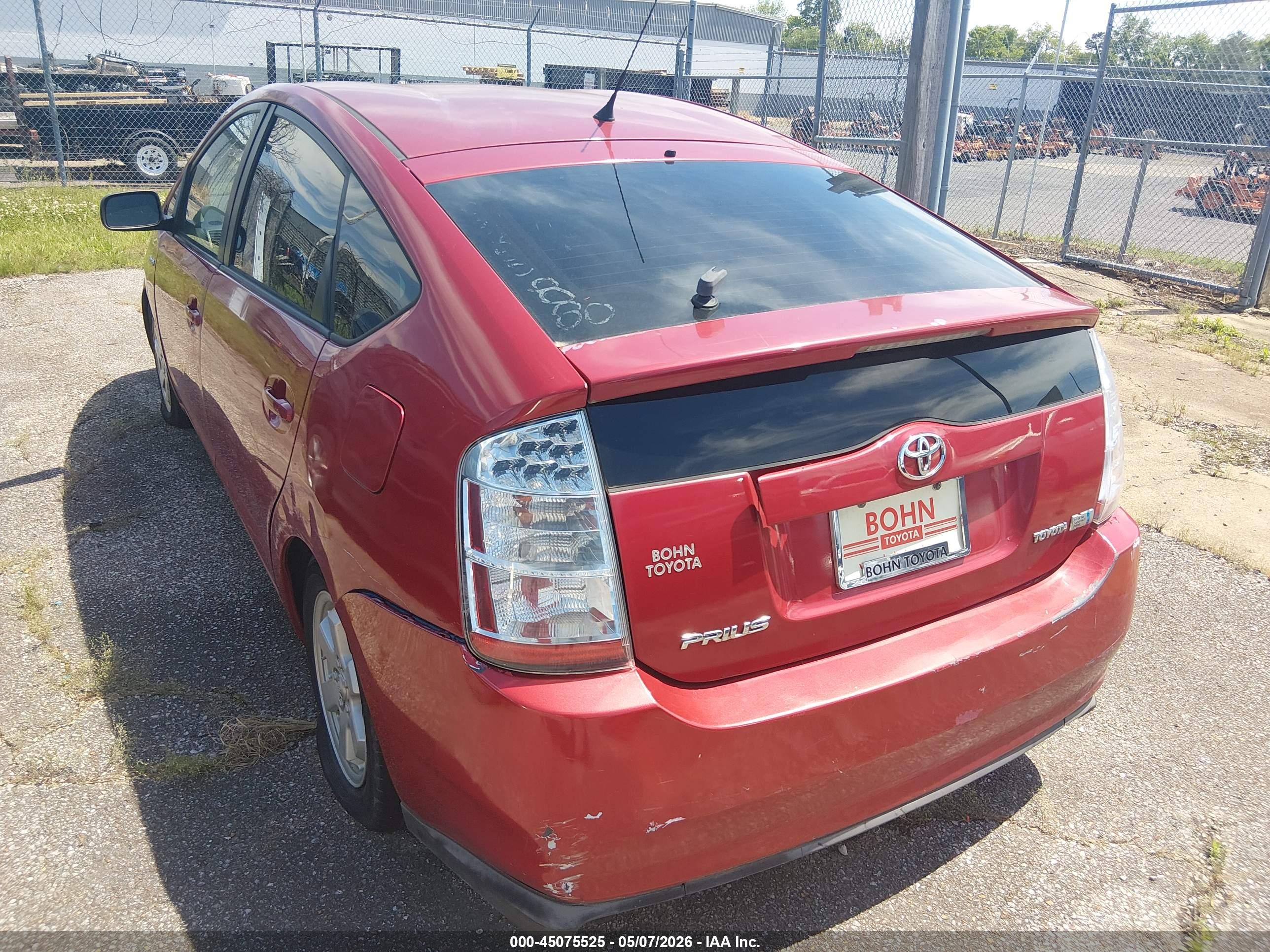 TOYOTA PRIUS image 3