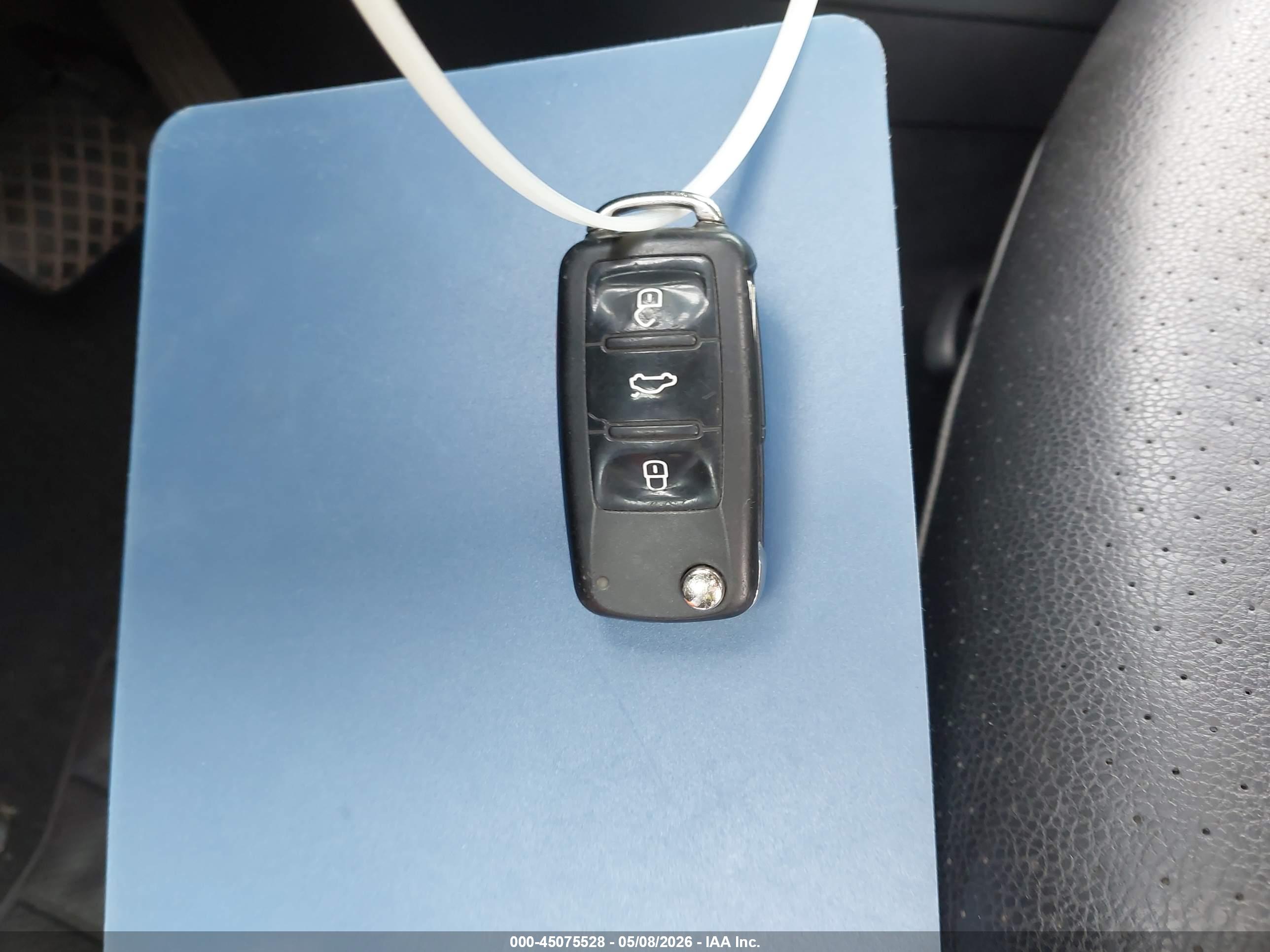VOLKSWAGEN JETTA image 11